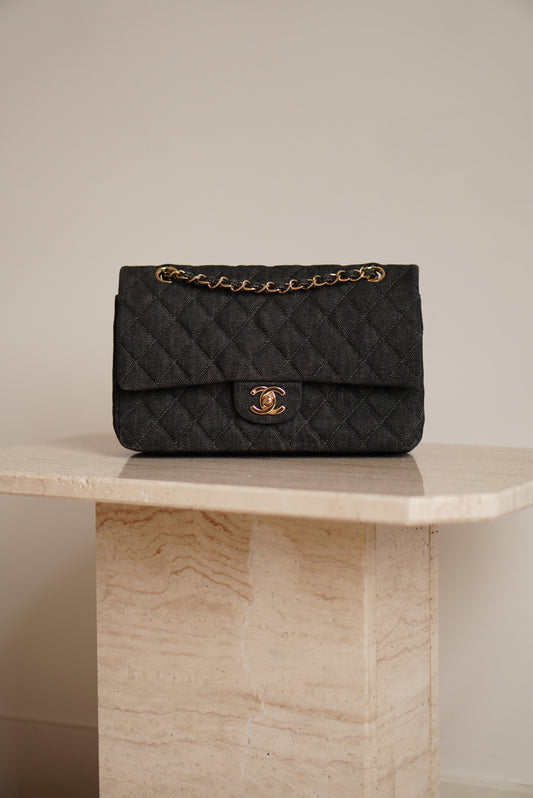 CHANEL CLASSIC MEDIUM DOUBLE FLAP | BLACK DENIM