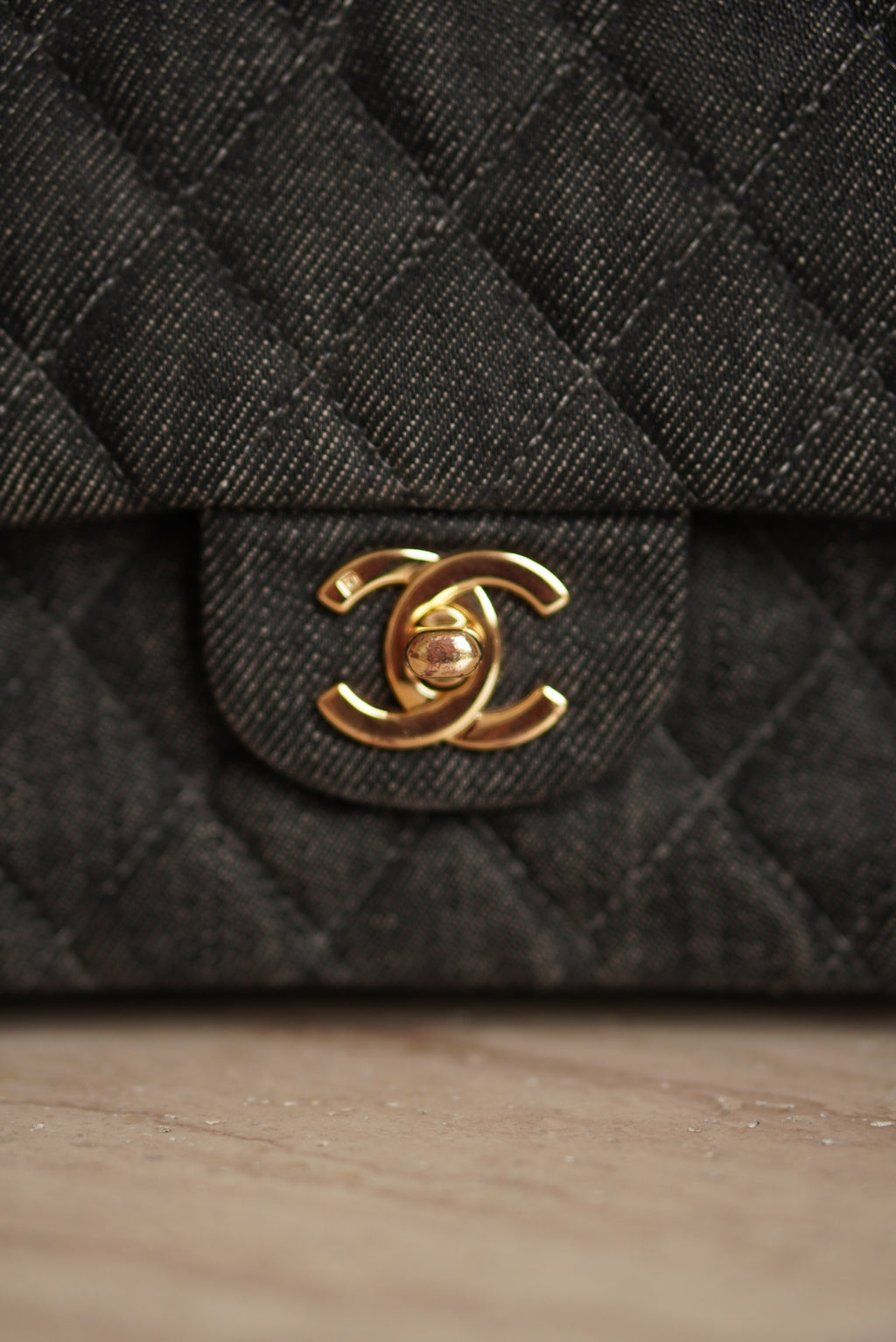 CHANEL CLASSIC MEDIUM DOUBLE FLAP | BLACK DENIM