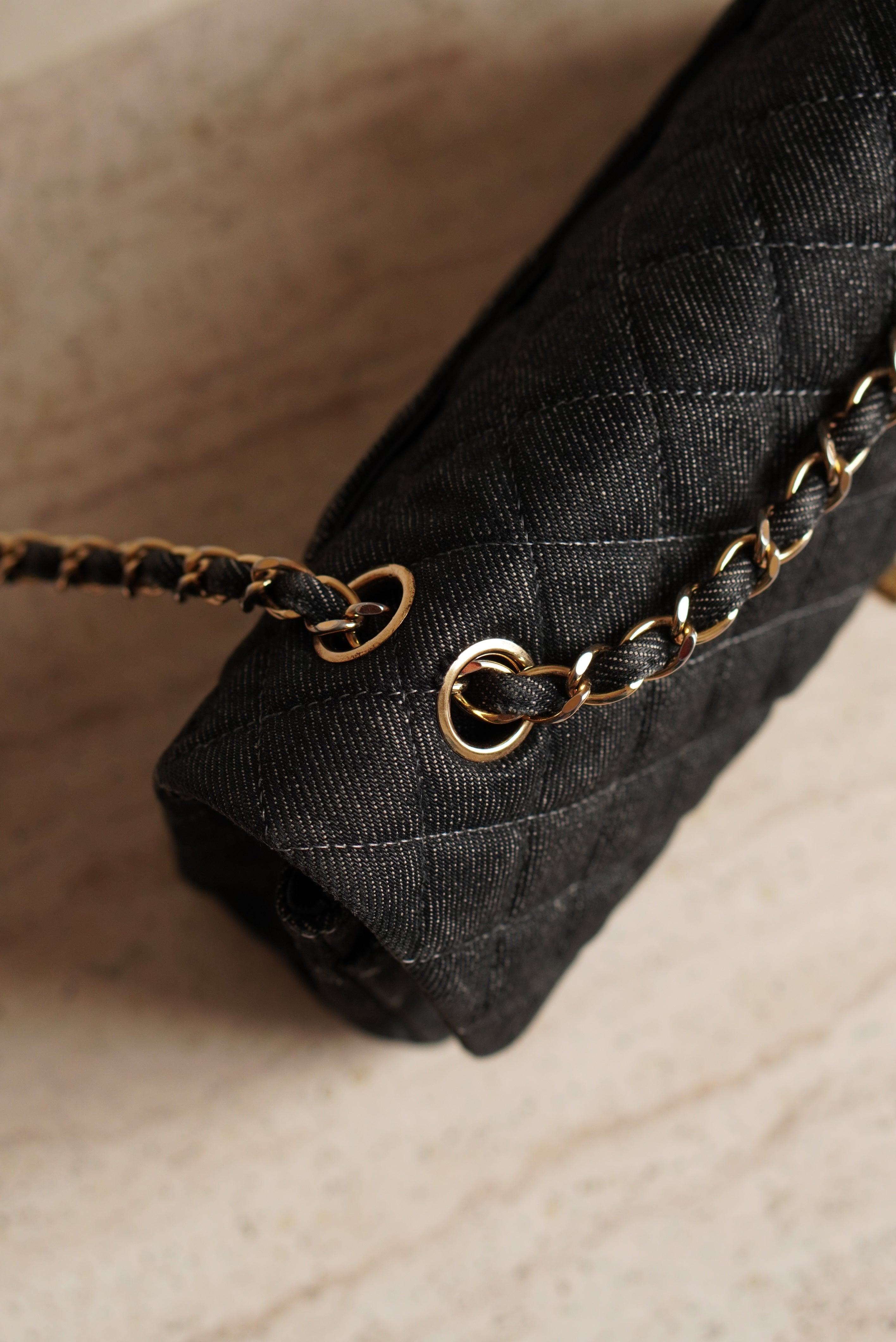 CHANEL CLASSIC MEDIUM DOUBLE FLAP | BLACK DENIM