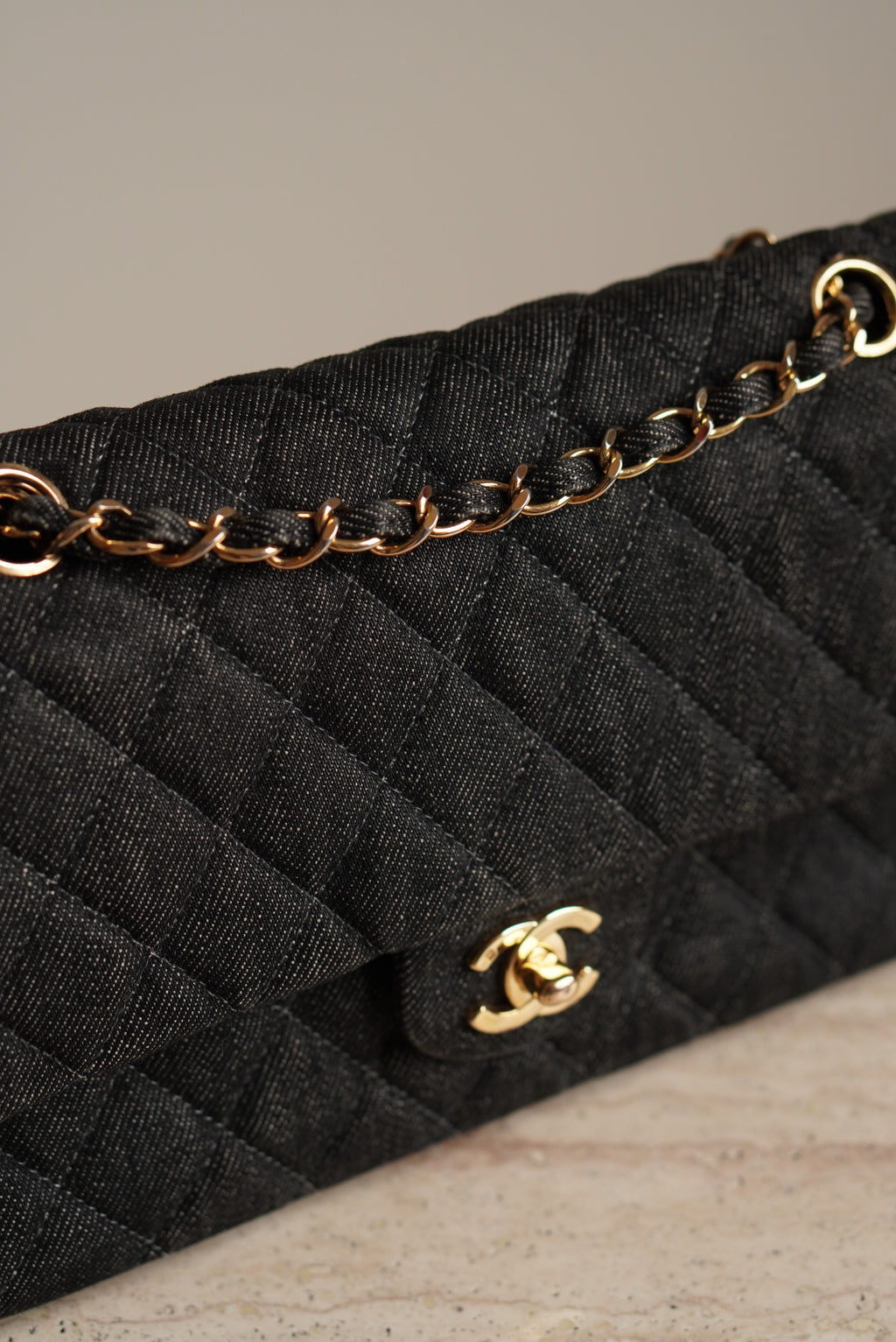 CHANEL CLASSIC MEDIUM DOUBLE FLAP | BLACK DENIM
