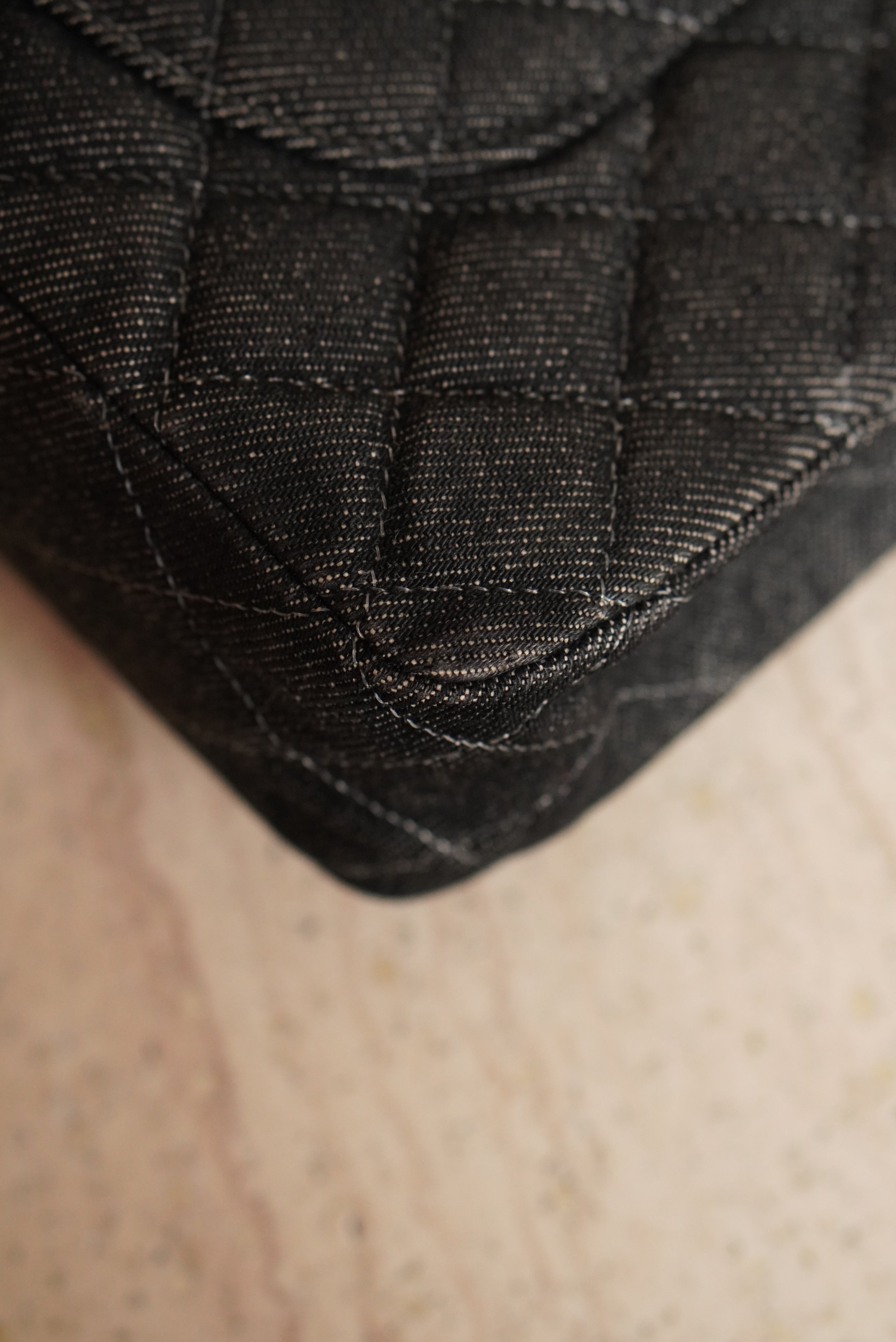 CHANEL CLASSIC MEDIUM DOUBLE FLAP | BLACK DENIM