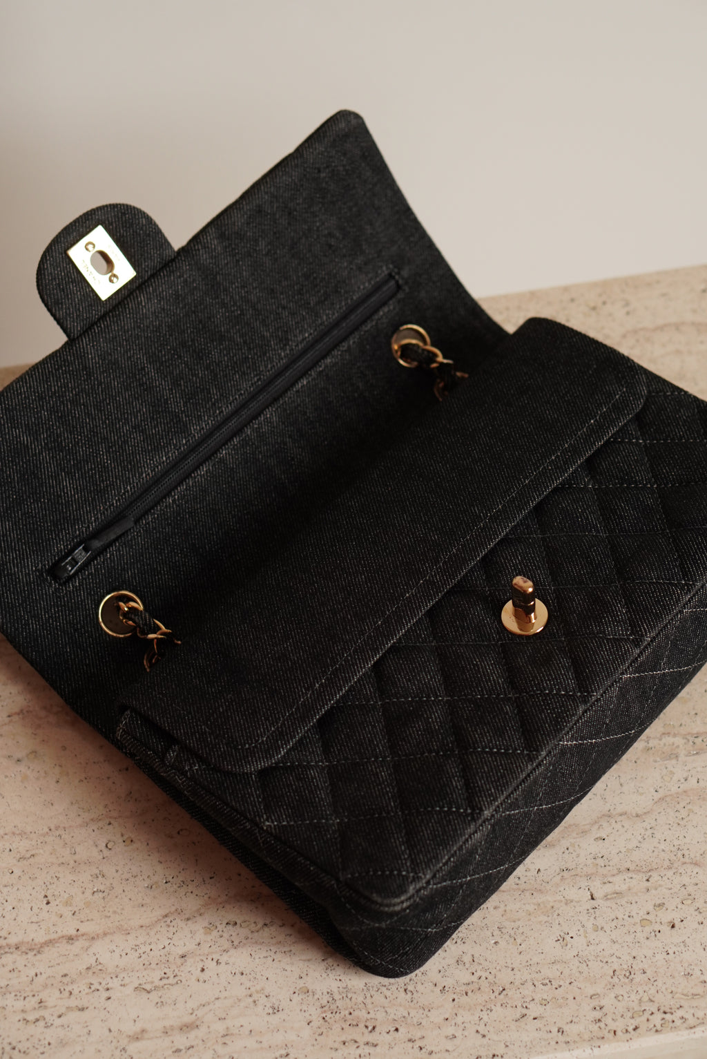 CHANEL CLASSIC MEDIUM DOUBLE FLAP | BLACK DENIM