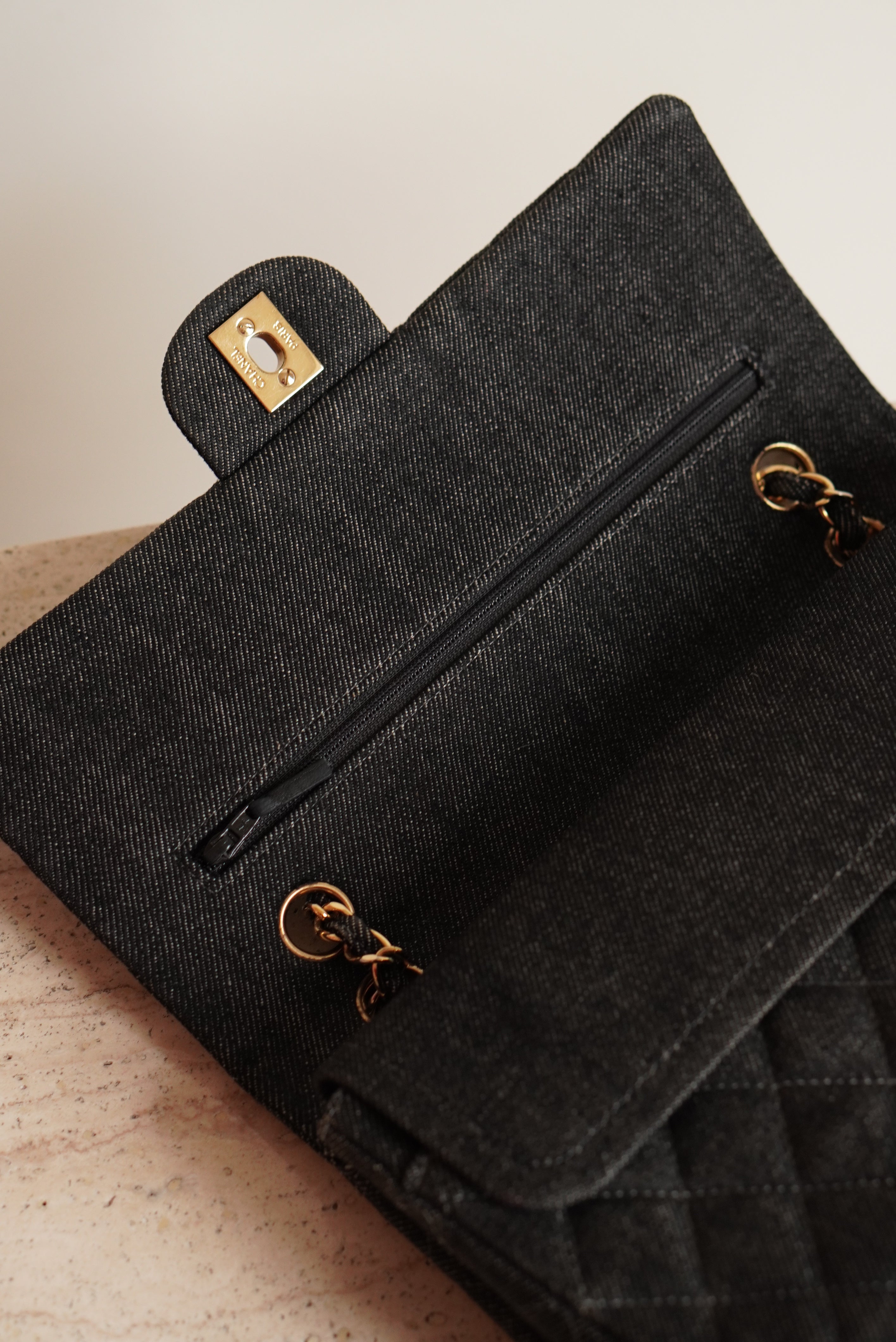 CHANEL CLASSIC MEDIUM DOUBLE FLAP | BLACK DENIM