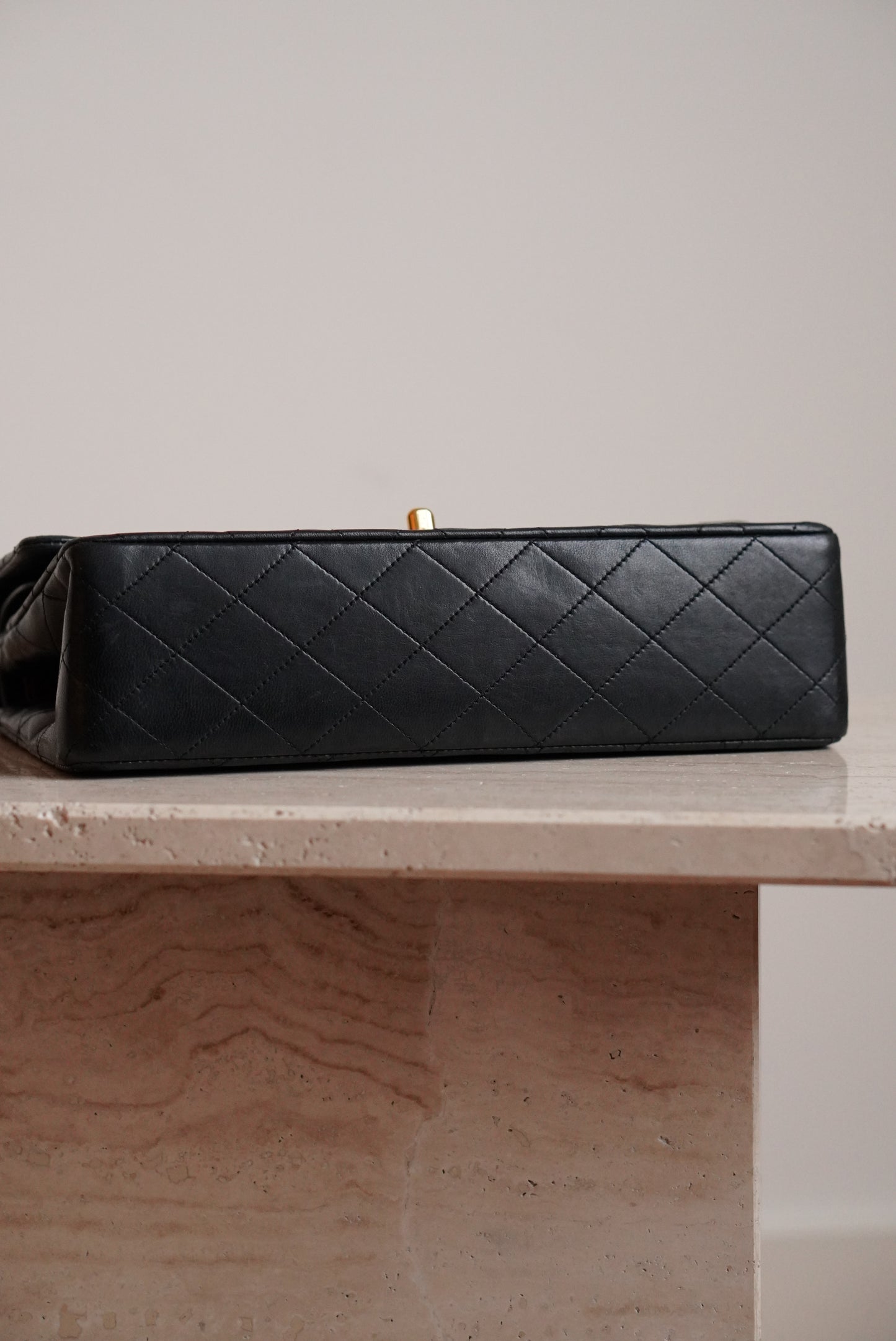 CHANEL CLASSIC MEDIUM DOUBLE FLAP | BLACK