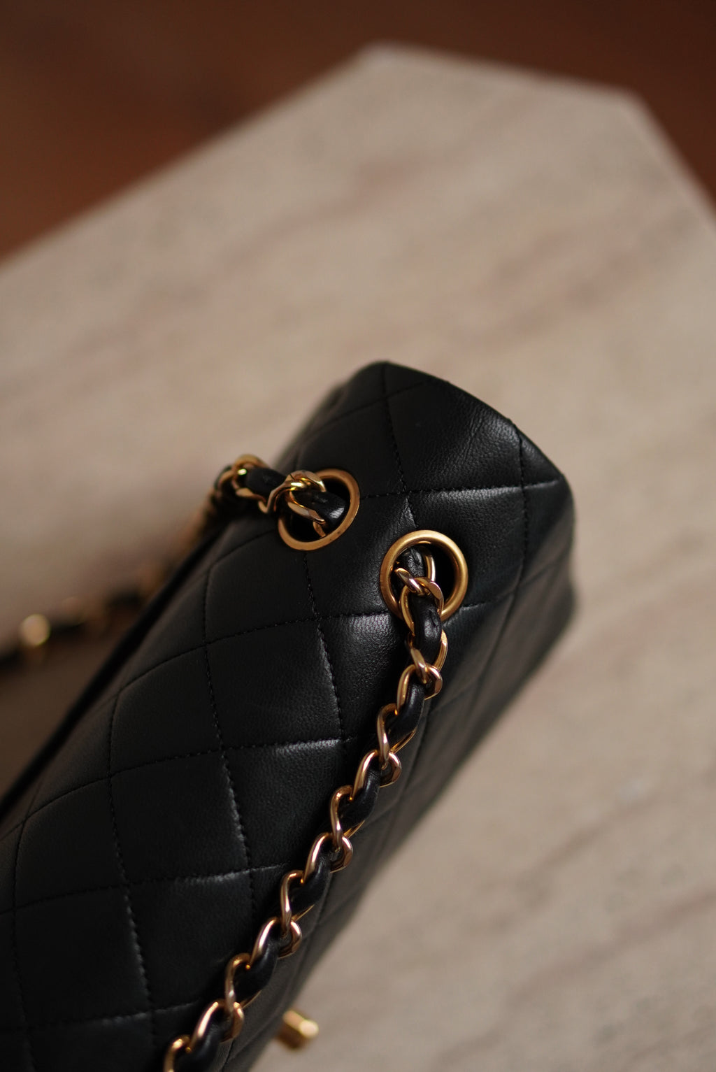 CHANEL CLASSIC MEDIUM DOUBLE FLAP | BLACK