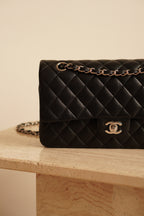 CHANEL CLASSIC MEDIUM DOUBLE FLAP | BLACK