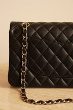 CHANEL CLASSIC MEDIUM DOUBLE FLAP | BLACK
