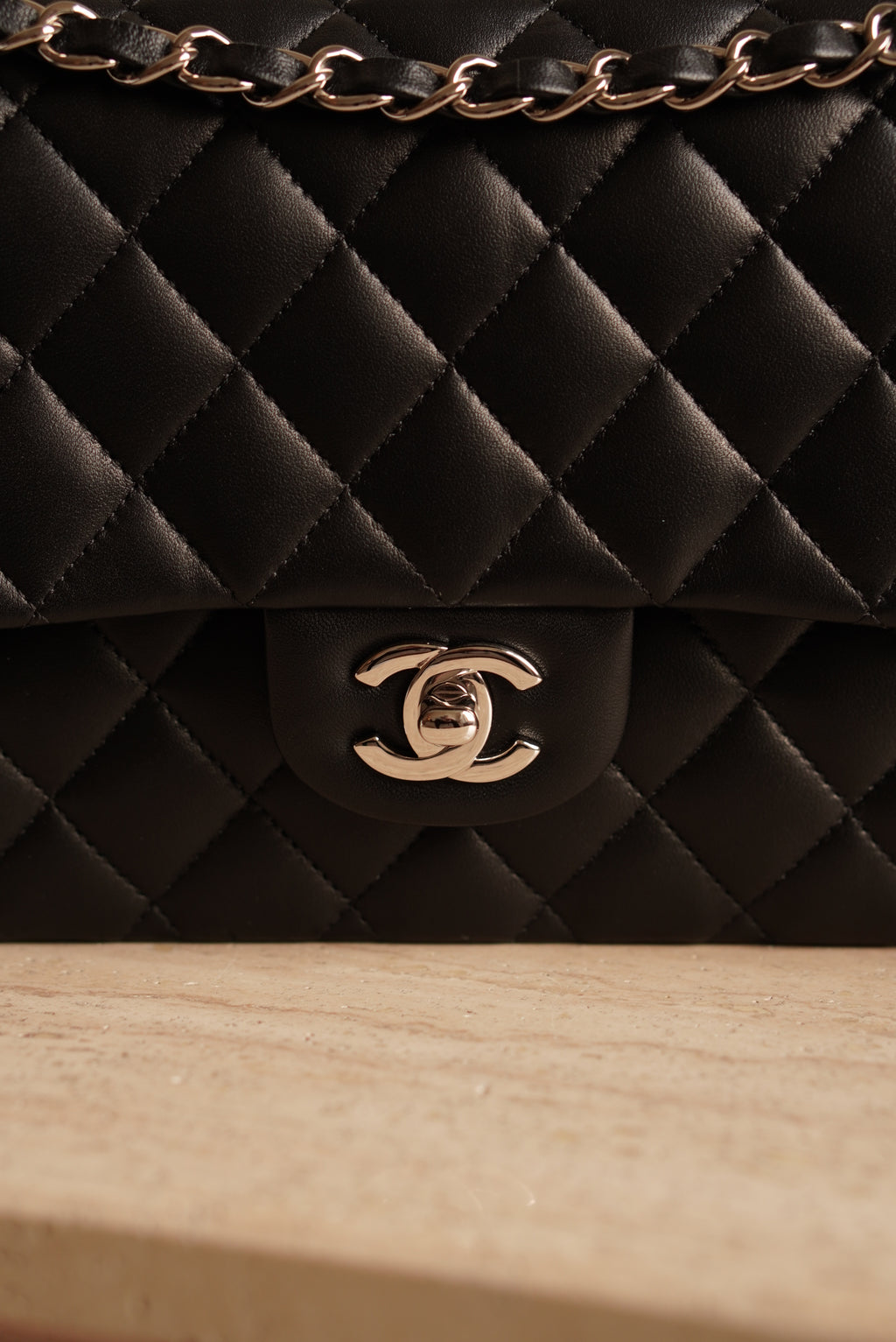 CHANEL CLASSIC MEDIUM DOUBLE FLAP | BLACK