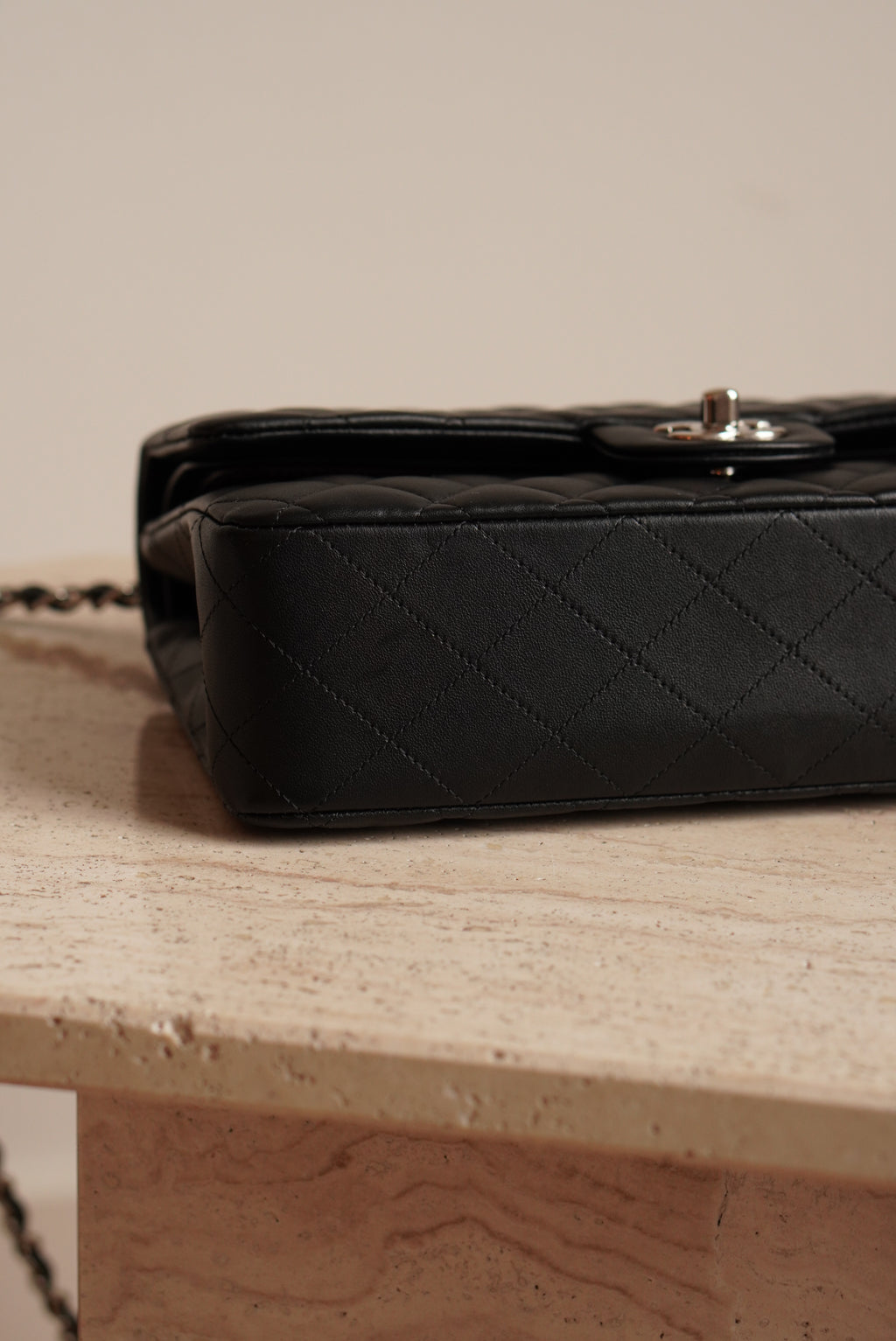 CHANEL CLASSIC MEDIUM DOUBLE FLAP | BLACK