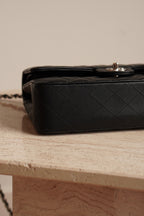CHANEL CLASSIC MEDIUM DOUBLE FLAP | BLACK