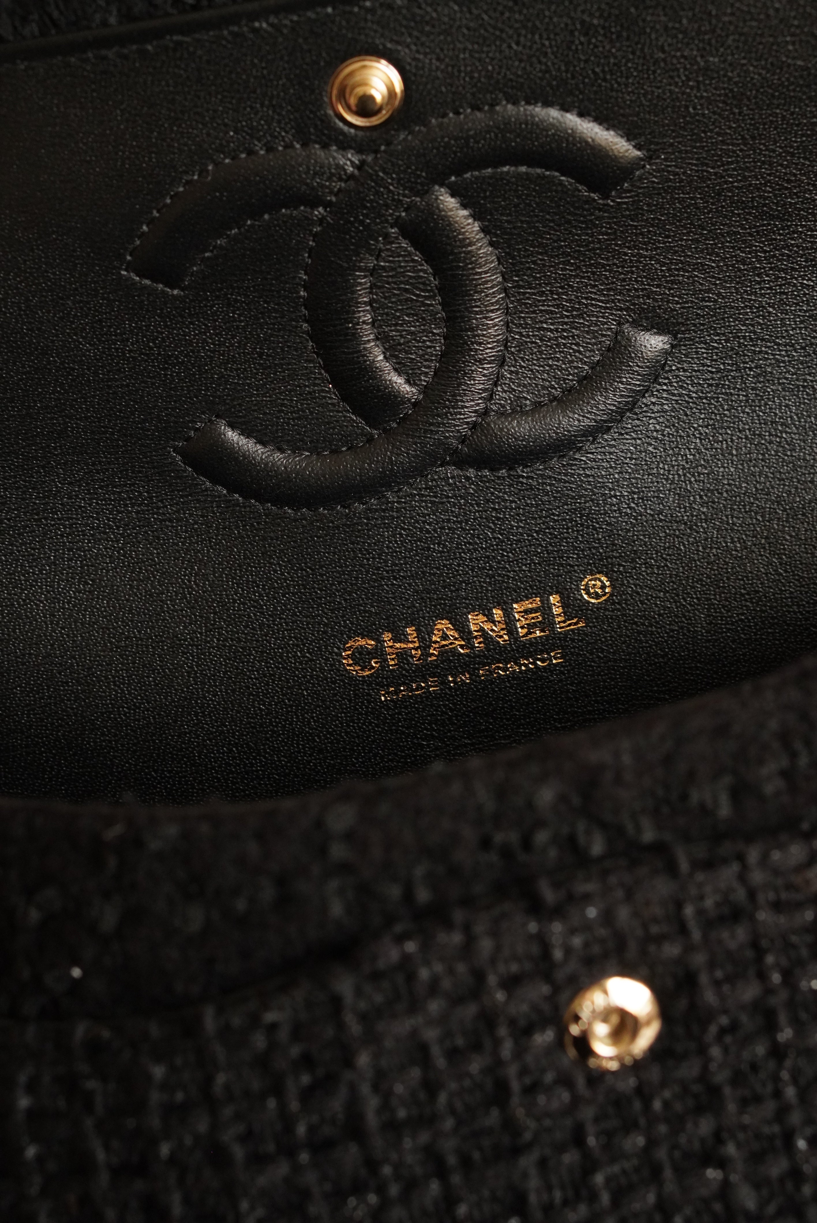CHANEL CLASSIC MEDIUM DOUBLE FLAP | BLACK TWEED PATCHWORK