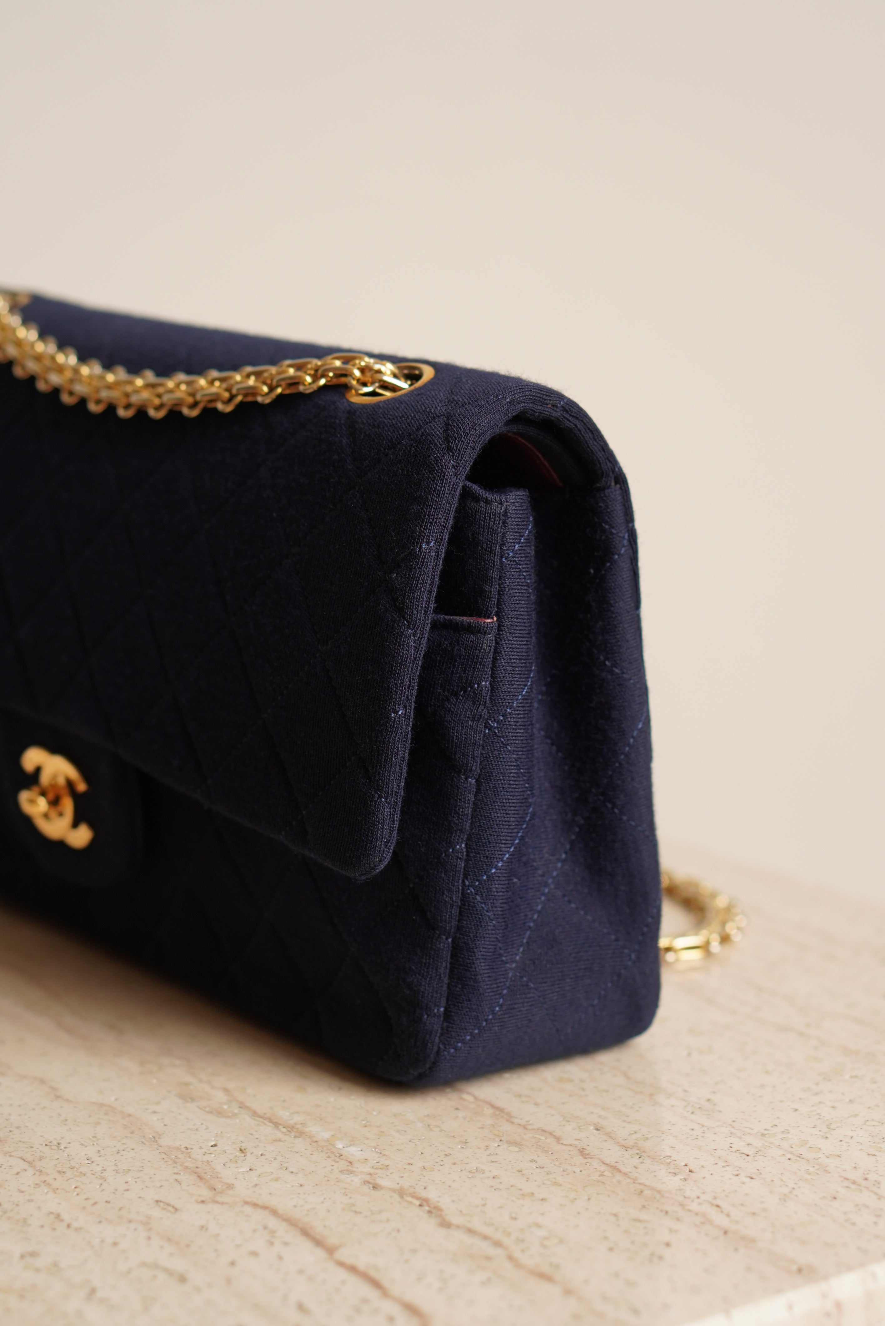 CHANEL CLASSIC MEDIUM DOUBLE FLAP | NAVY BLUE