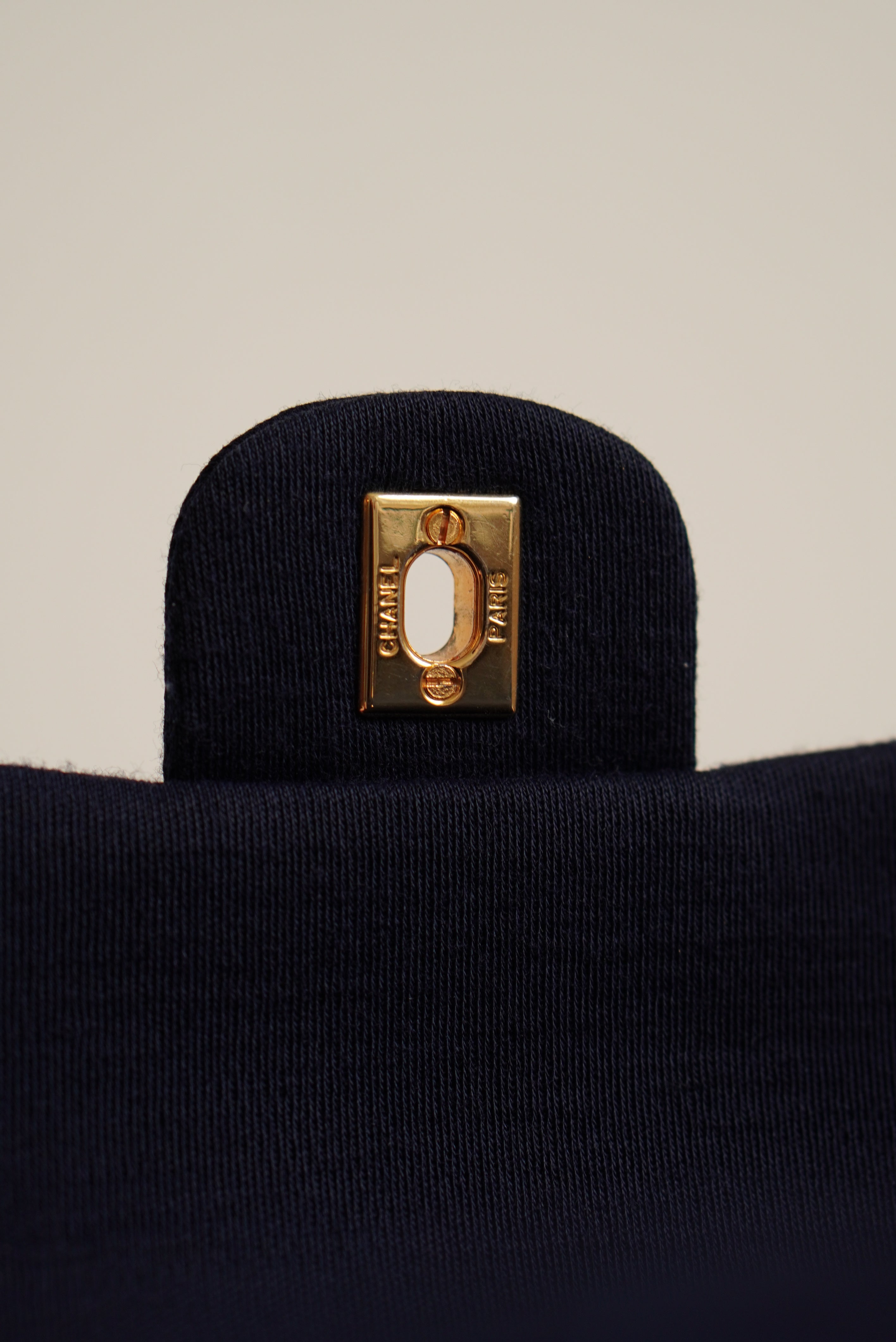 CHANEL CLASSIC MEDIUM DOUBLE FLAP | NAVY BLUE
