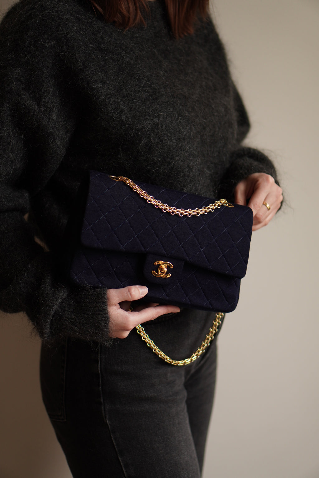 CHANEL CLASSIC MEDIUM DOUBLE FLAP | NAVY BLUE
