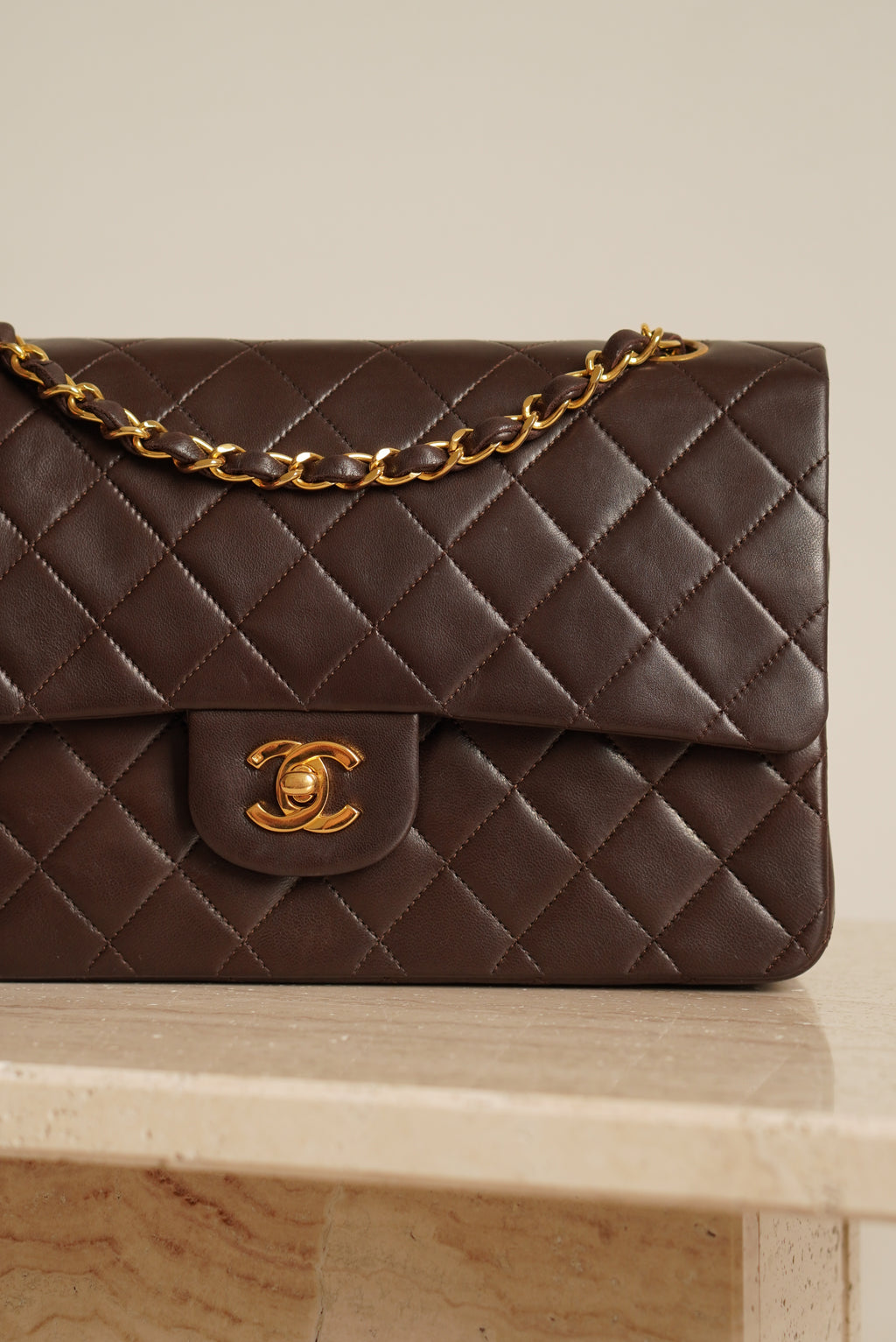 CHANEL CLASSIC MEDIUM DOUBLE FLAP | BROWN