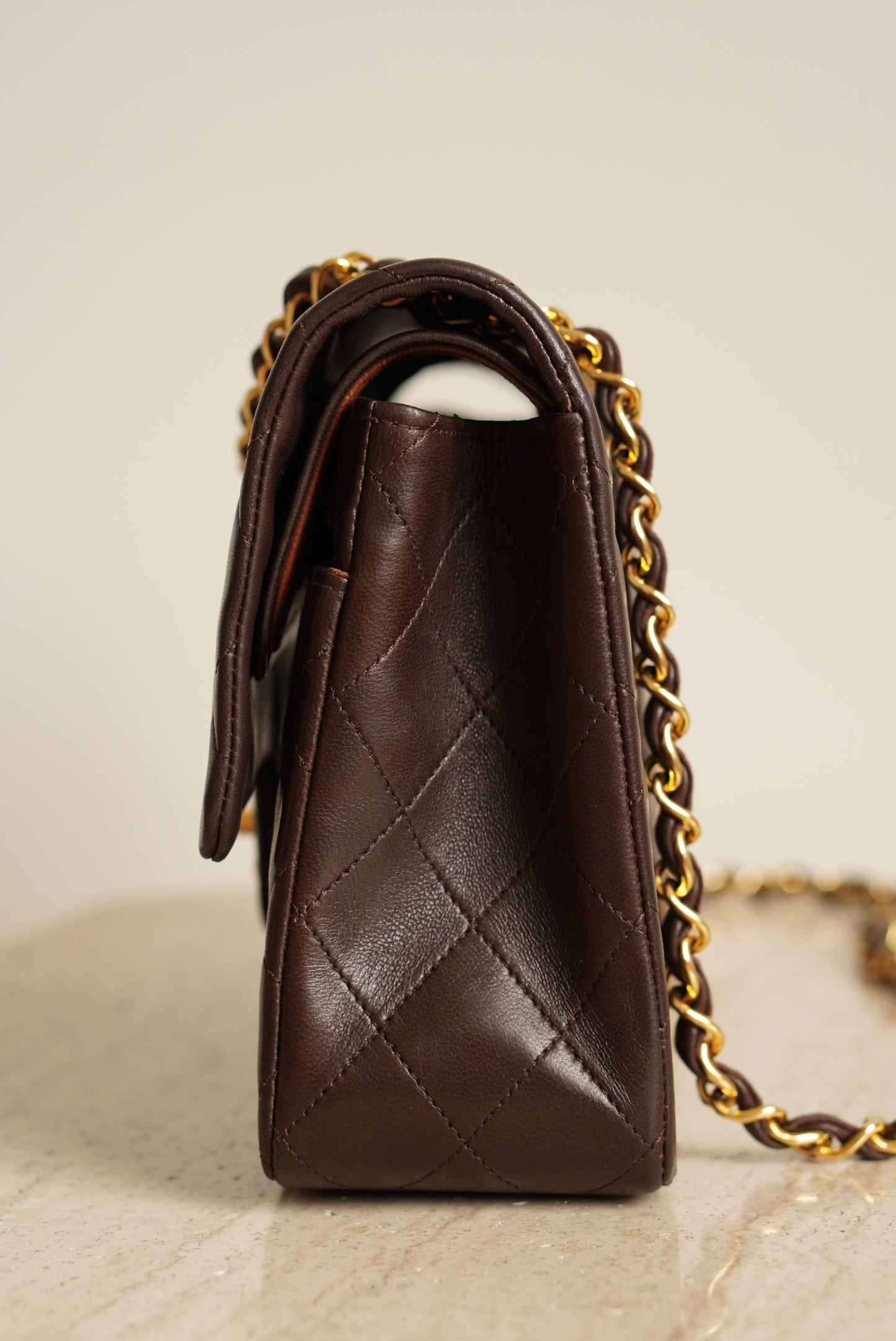 CHANEL CLASSIC MEDIUM DOUBLE FLAP | BROWN