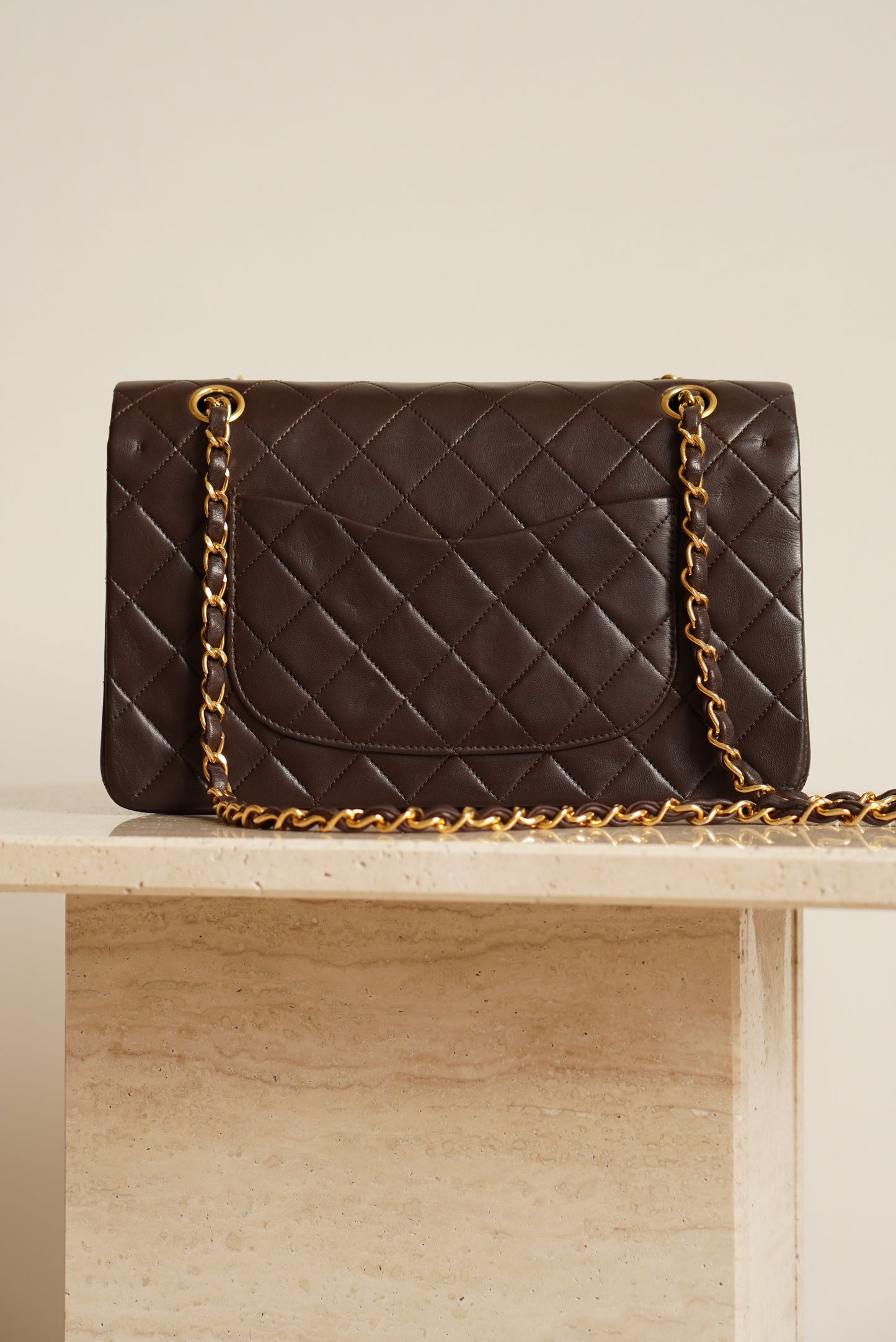 CHANEL CLASSIC MEDIUM DOUBLE FLAP | BROWN