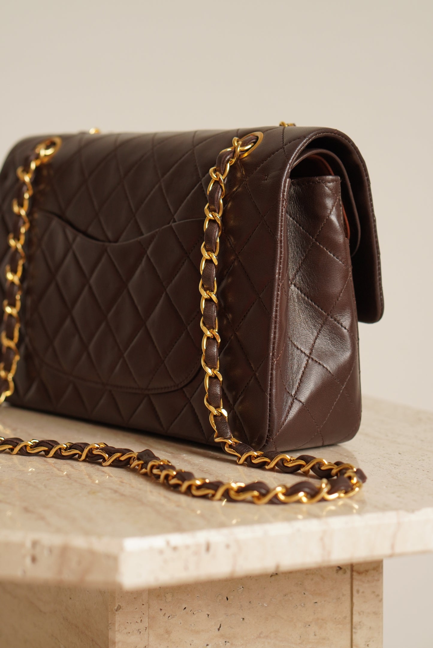CHANEL CLASSIC MEDIUM DOUBLE FLAP | BROWN