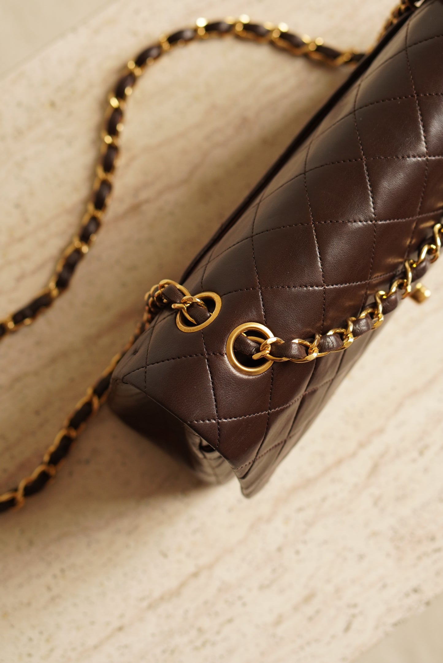 CHANEL CLASSIC MEDIUM DOUBLE FLAP | BROWN