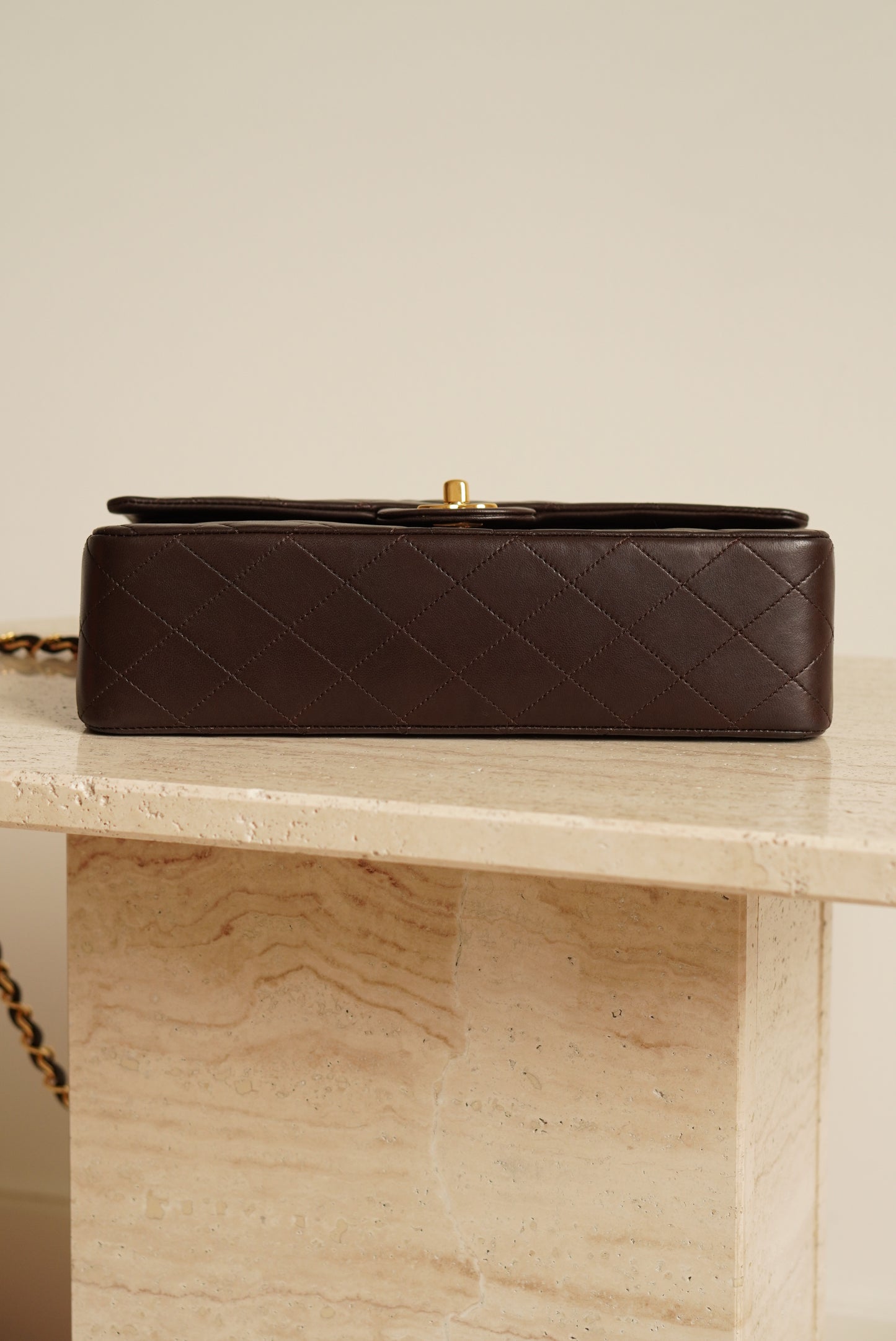 CHANEL CLASSIC MEDIUM DOUBLE FLAP | BROWN