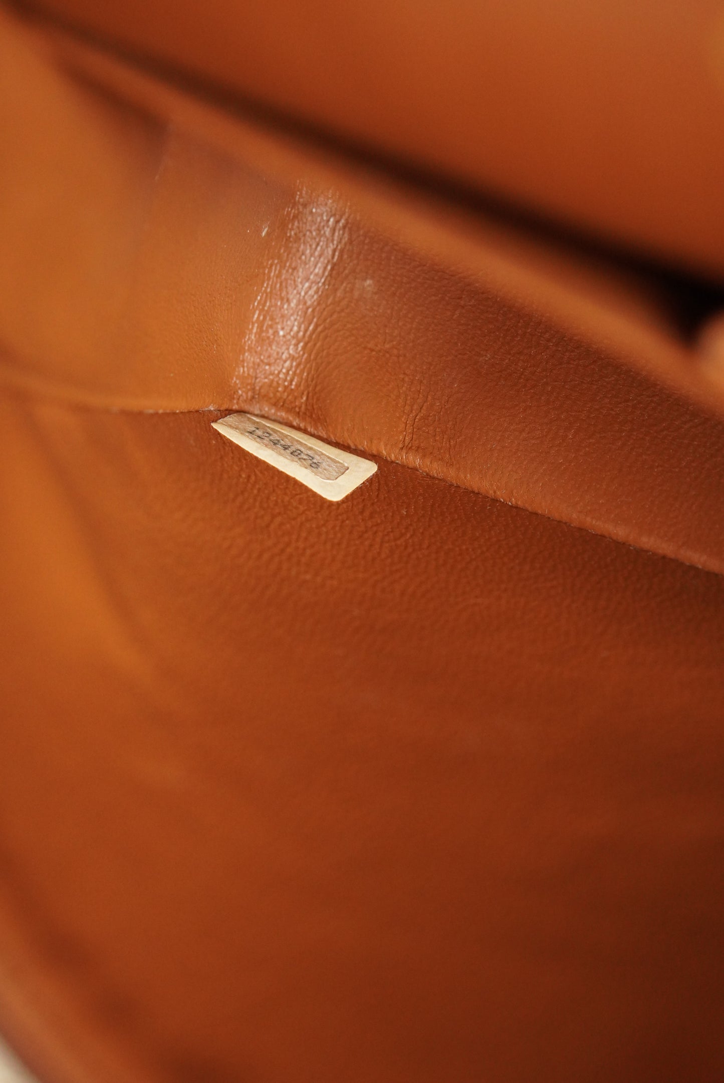 CHANEL CLASSIC MEDIUM DOUBLE FLAP | BROWN