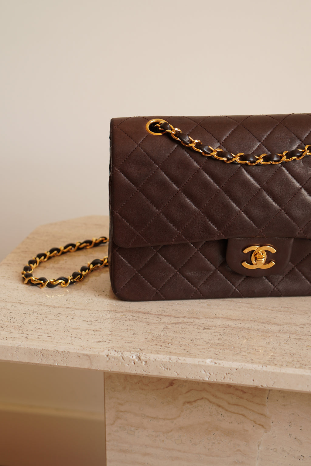 CHANEL CLASSIC MEDIUM DOUBLE FLAP | BROWN