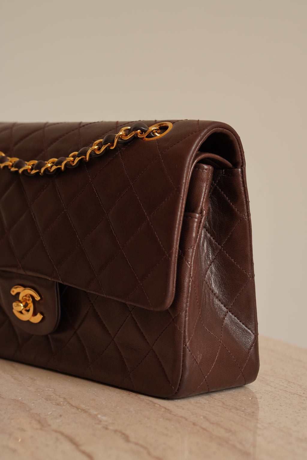 CHANEL CLASSIC MEDIUM DOUBLE FLAP | BROWN