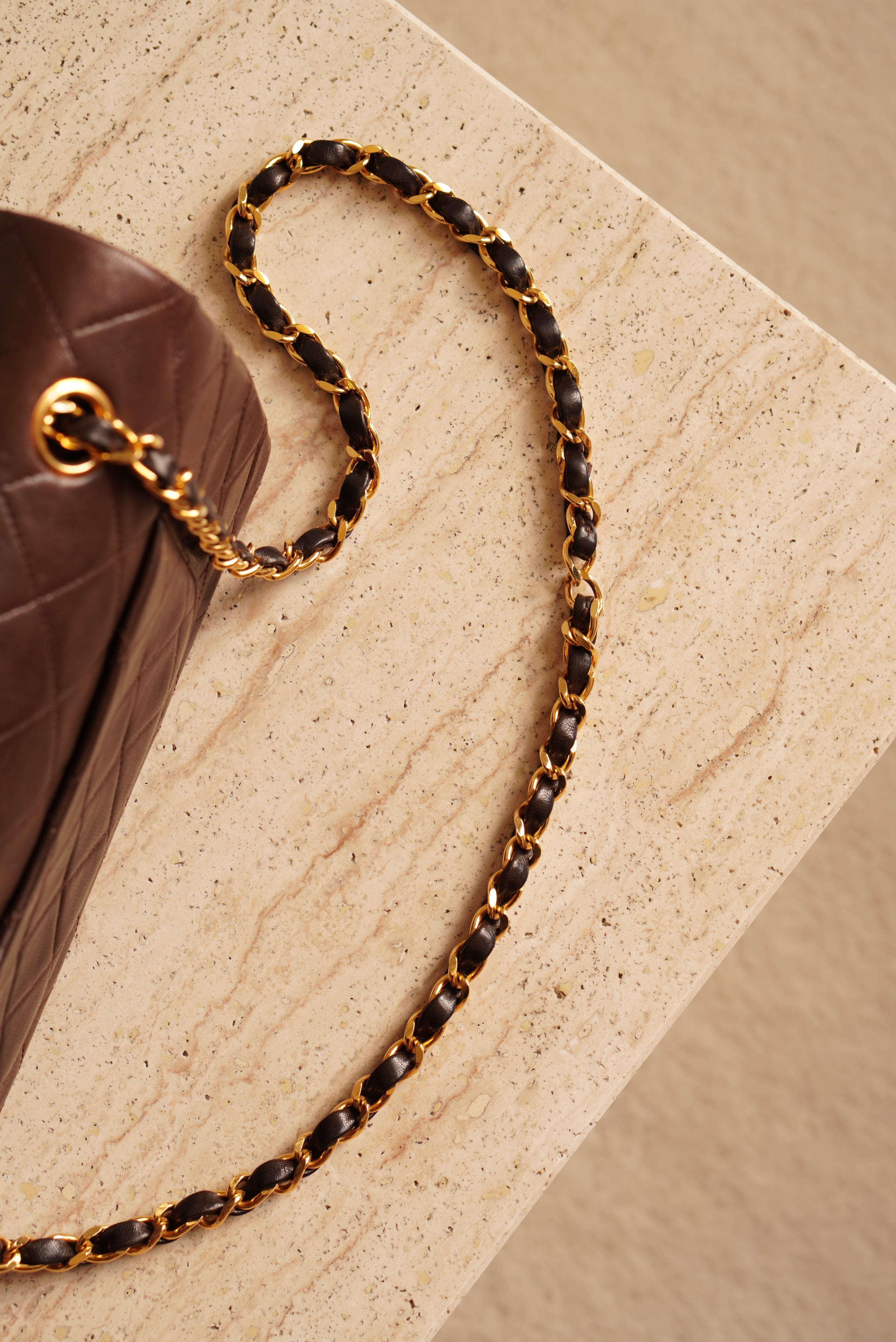 CHANEL CLASSIC MEDIUM DOUBLE FLAP | BROWN