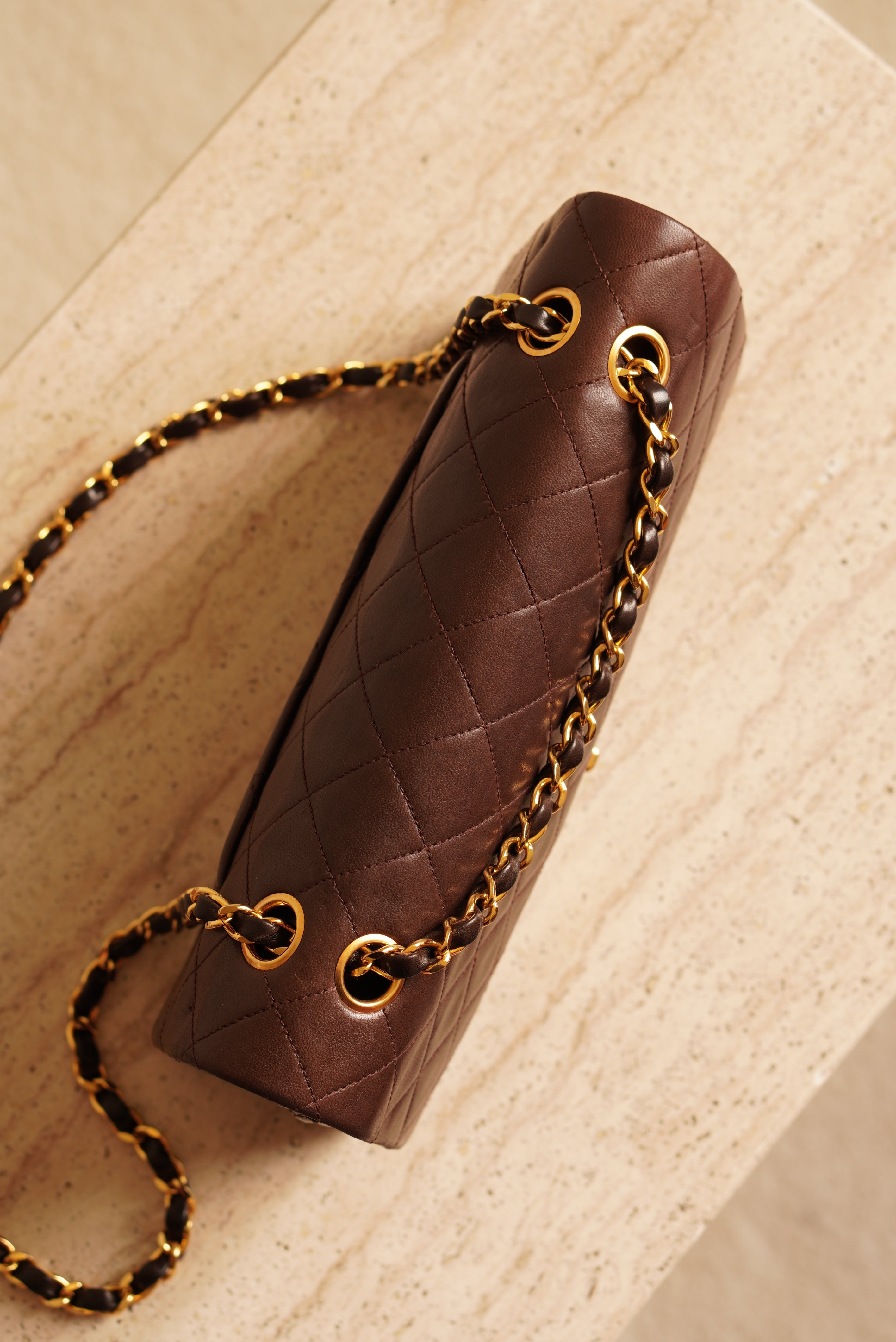 CHANEL CLASSIC MEDIUM DOUBLE FLAP | BROWN