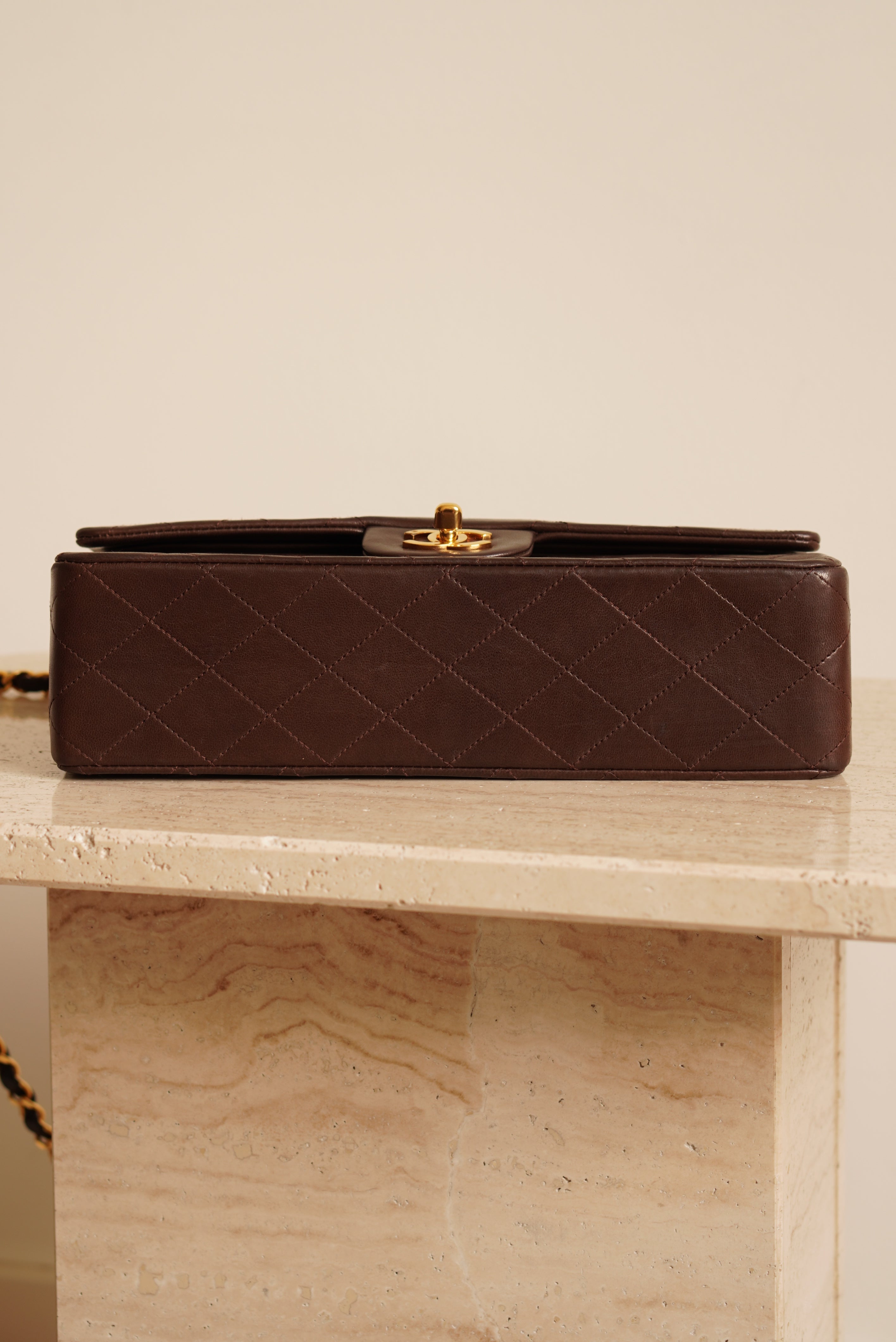 CHANEL CLASSIC MEDIUM DOUBLE FLAP | BROWN