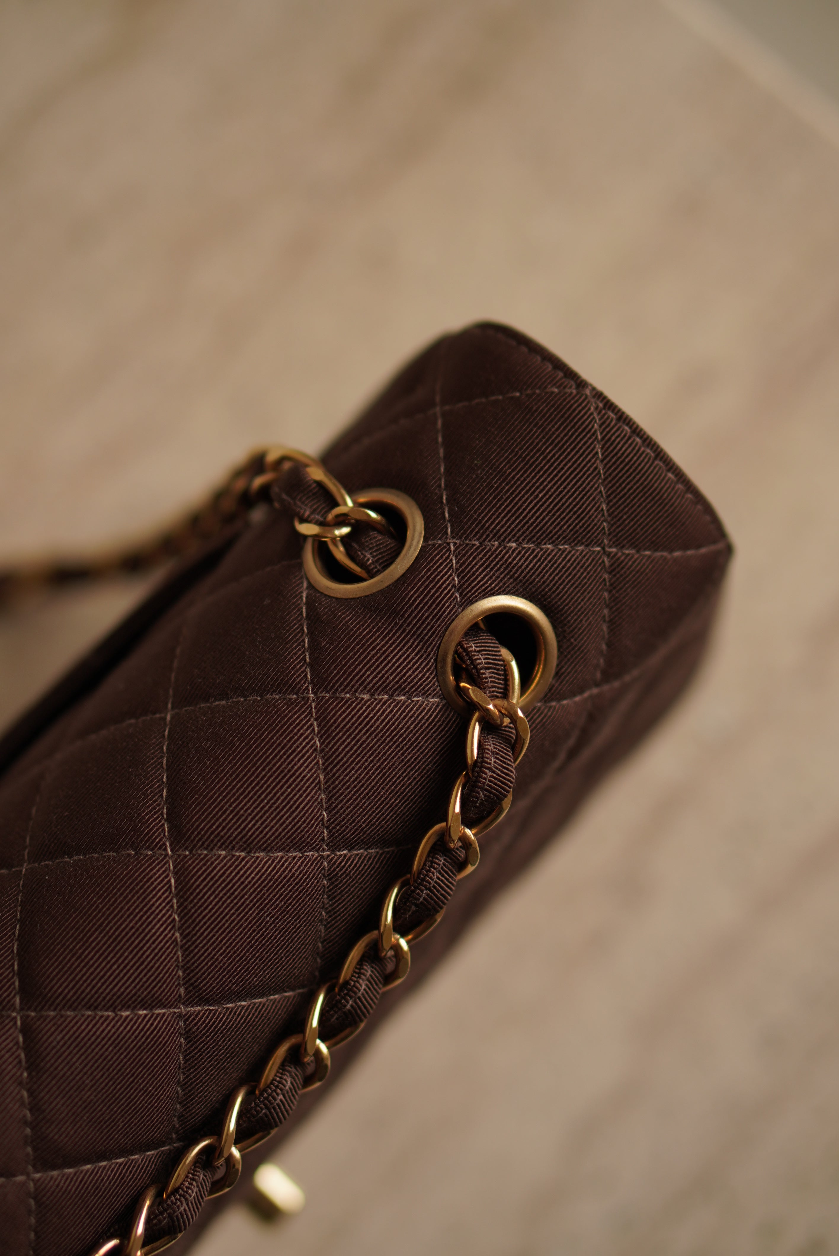CHANEL CLASSIC MEDIUM DOUBLE FLAP | BROWN