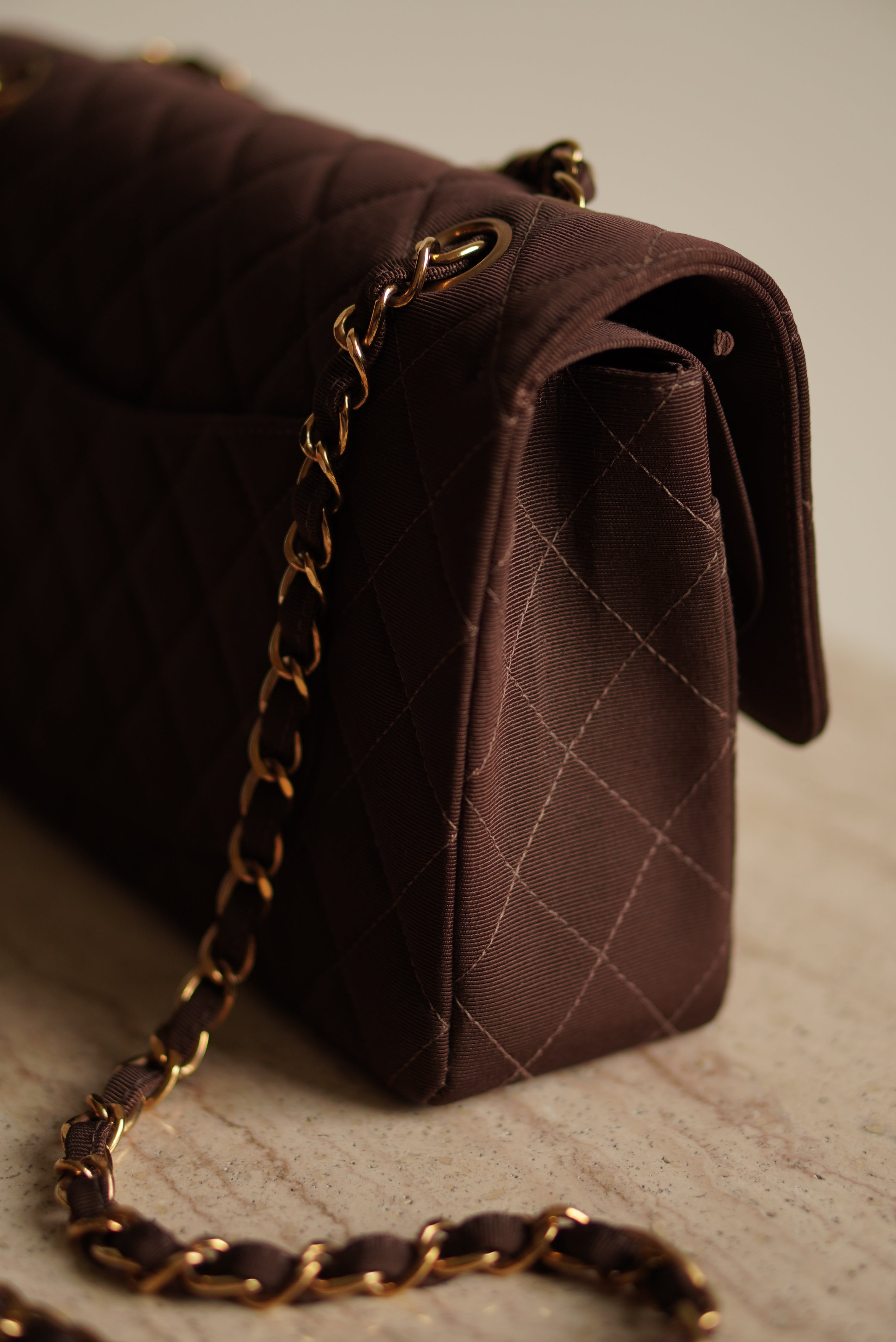 CHANEL CLASSIC MEDIUM DOUBLE FLAP | BROWN