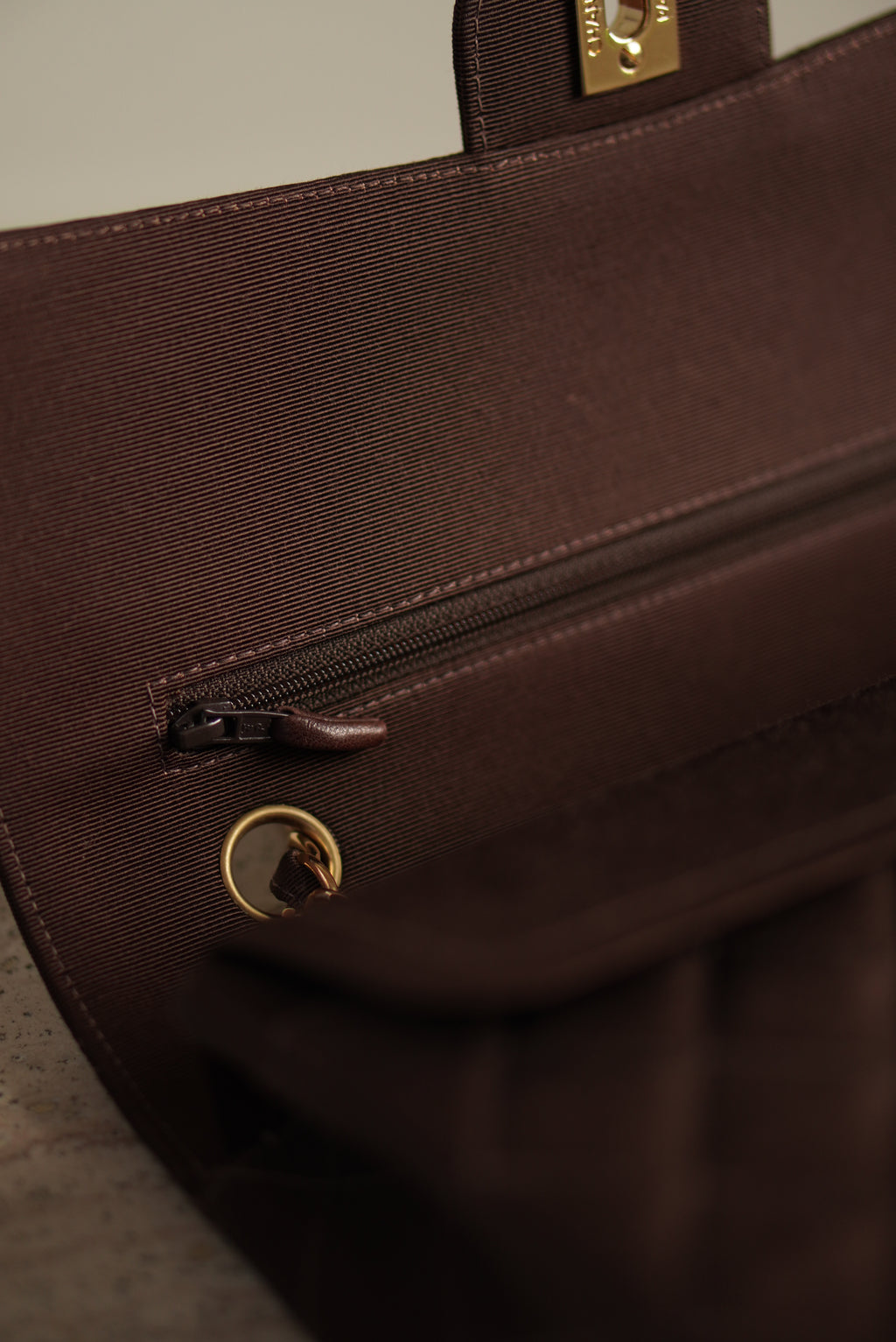 CHANEL CLASSIC MEDIUM DOUBLE FLAP | BROWN