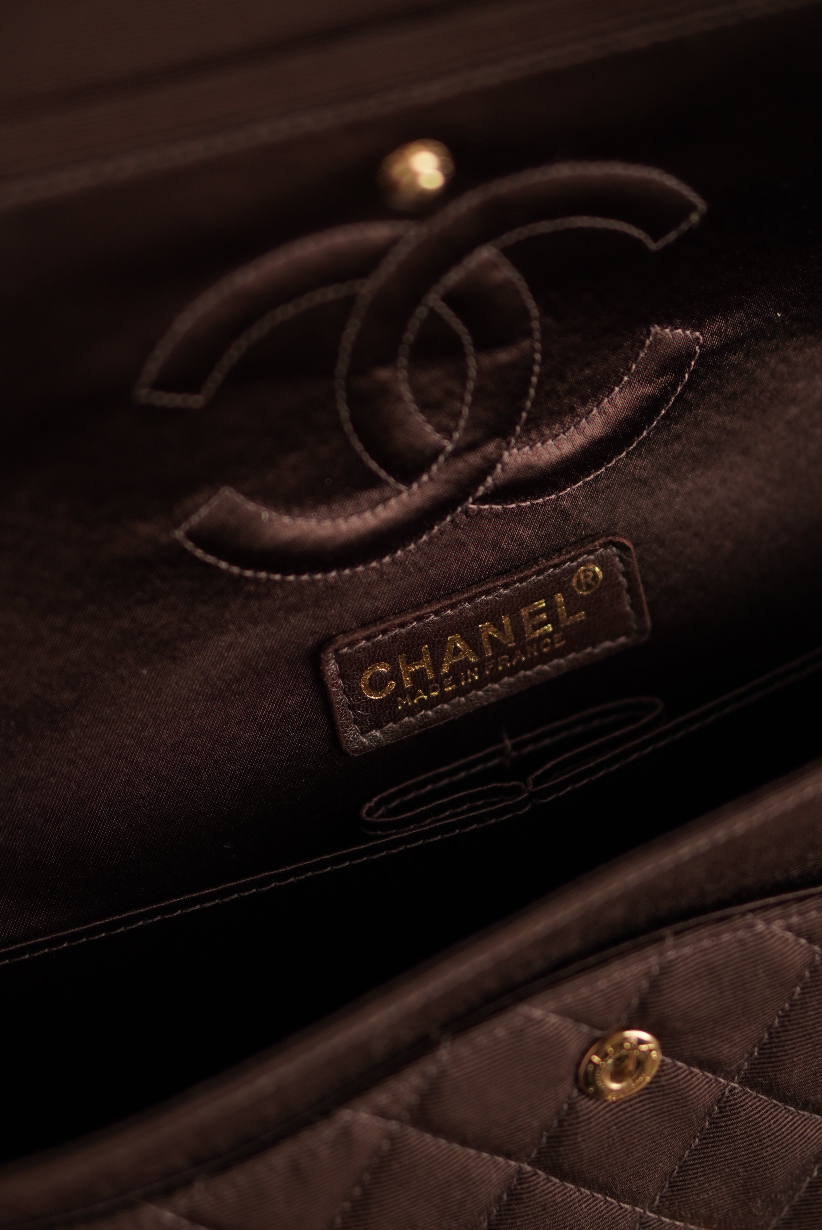 CHANEL CLASSIC MEDIUM DOUBLE FLAP | BROWN