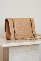 CHANEL CLASSIC MEDIUM DOUBLE FLAP | BEIGE