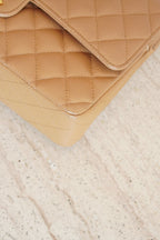 CHANEL CLASSIC MEDIUM DOUBLE FLAP | BEIGE