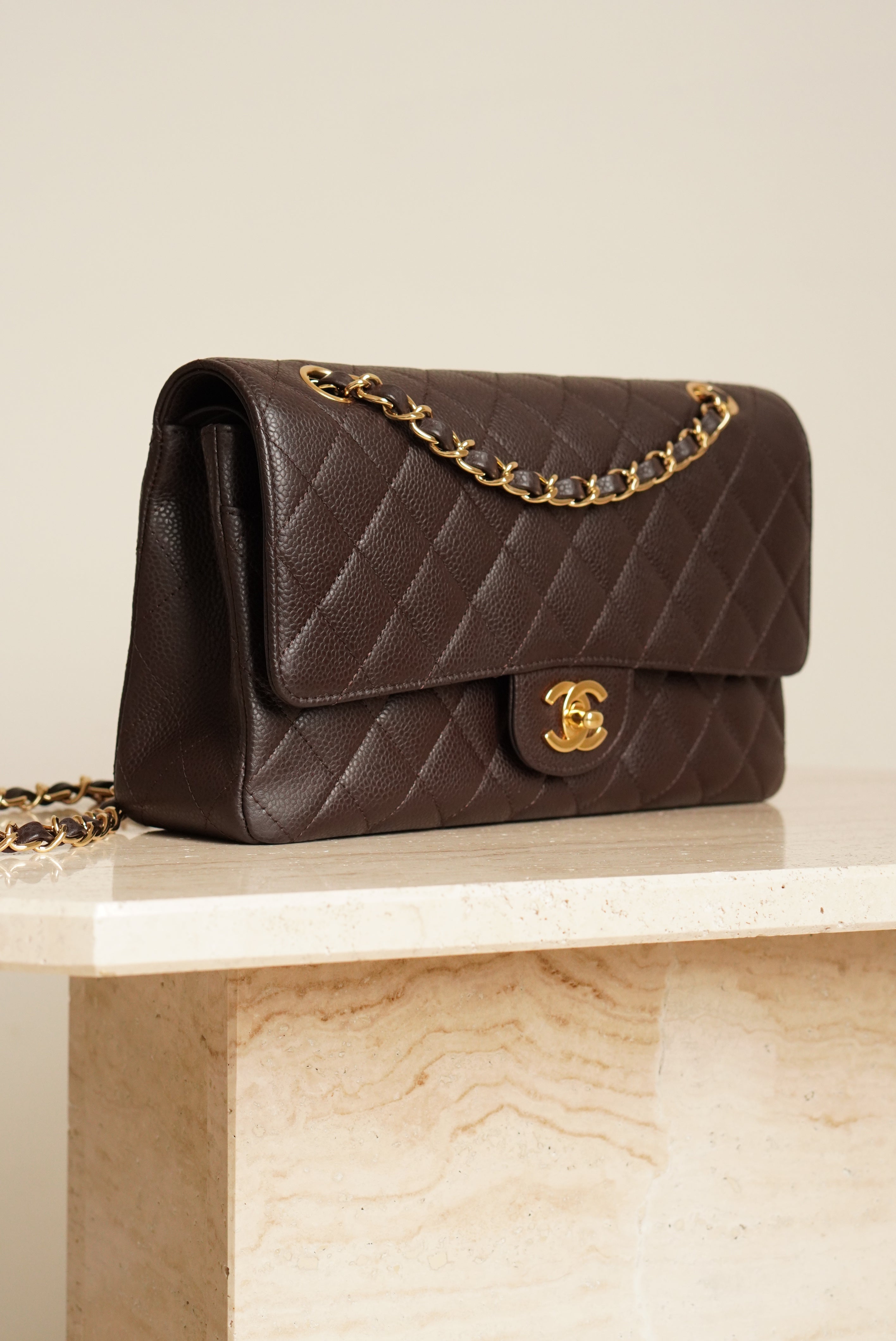 CHANEL CLASSIC MEDIUM DOUBLE FLAP | BROWN