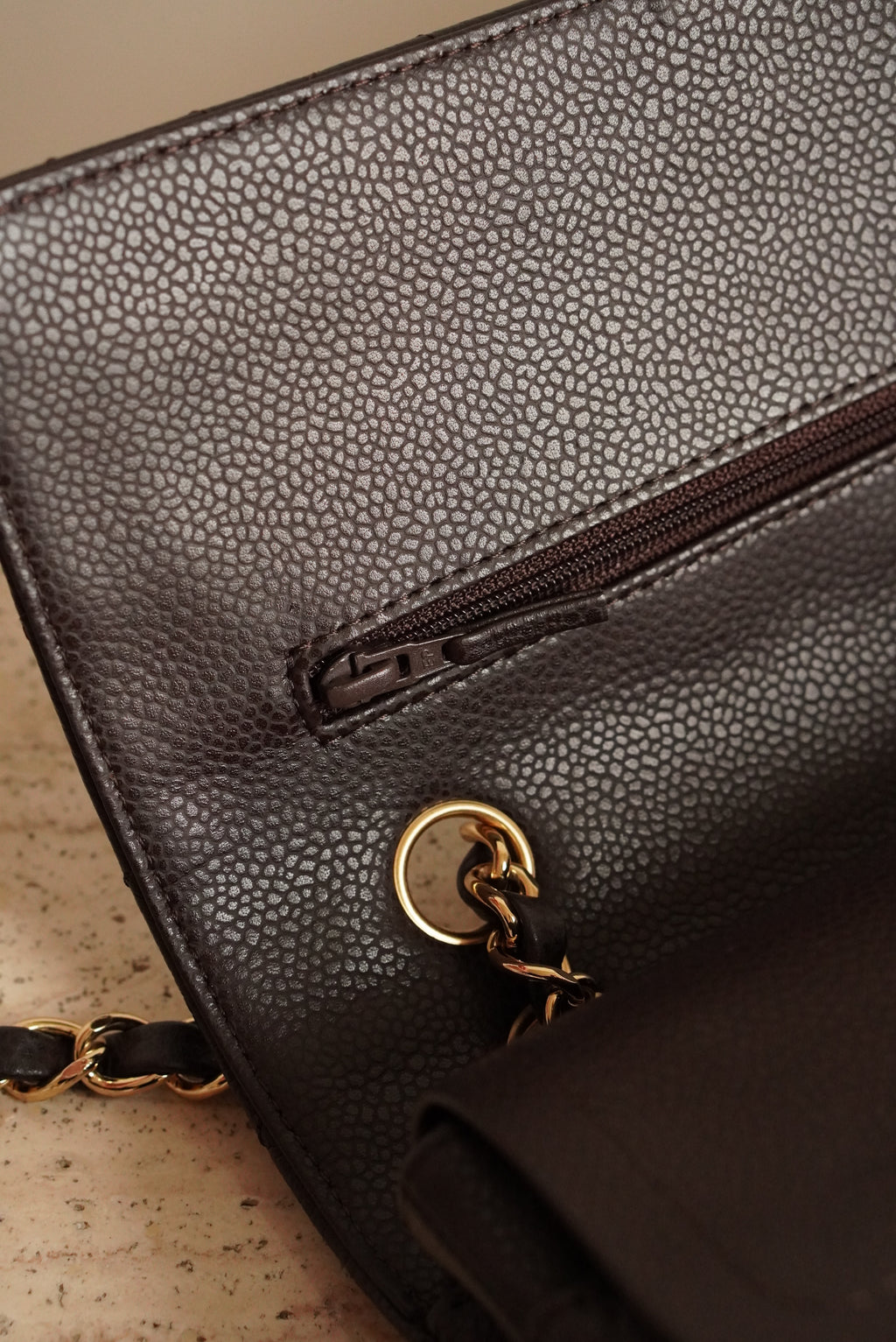 CHANEL CLASSIC MEDIUM DOUBLE FLAP | BROWN