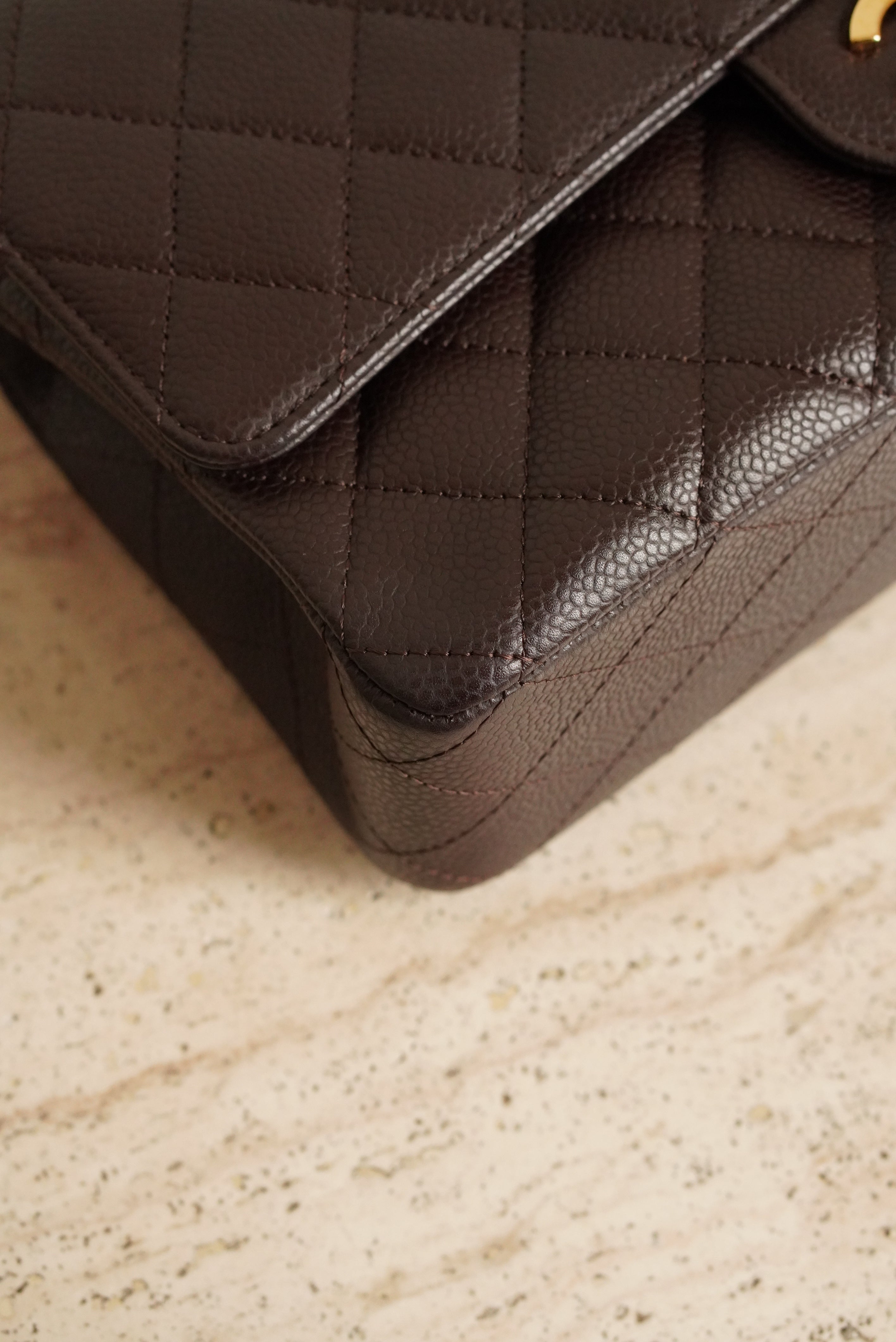 CHANEL CLASSIC MEDIUM DOUBLE FLAP | BROWN
