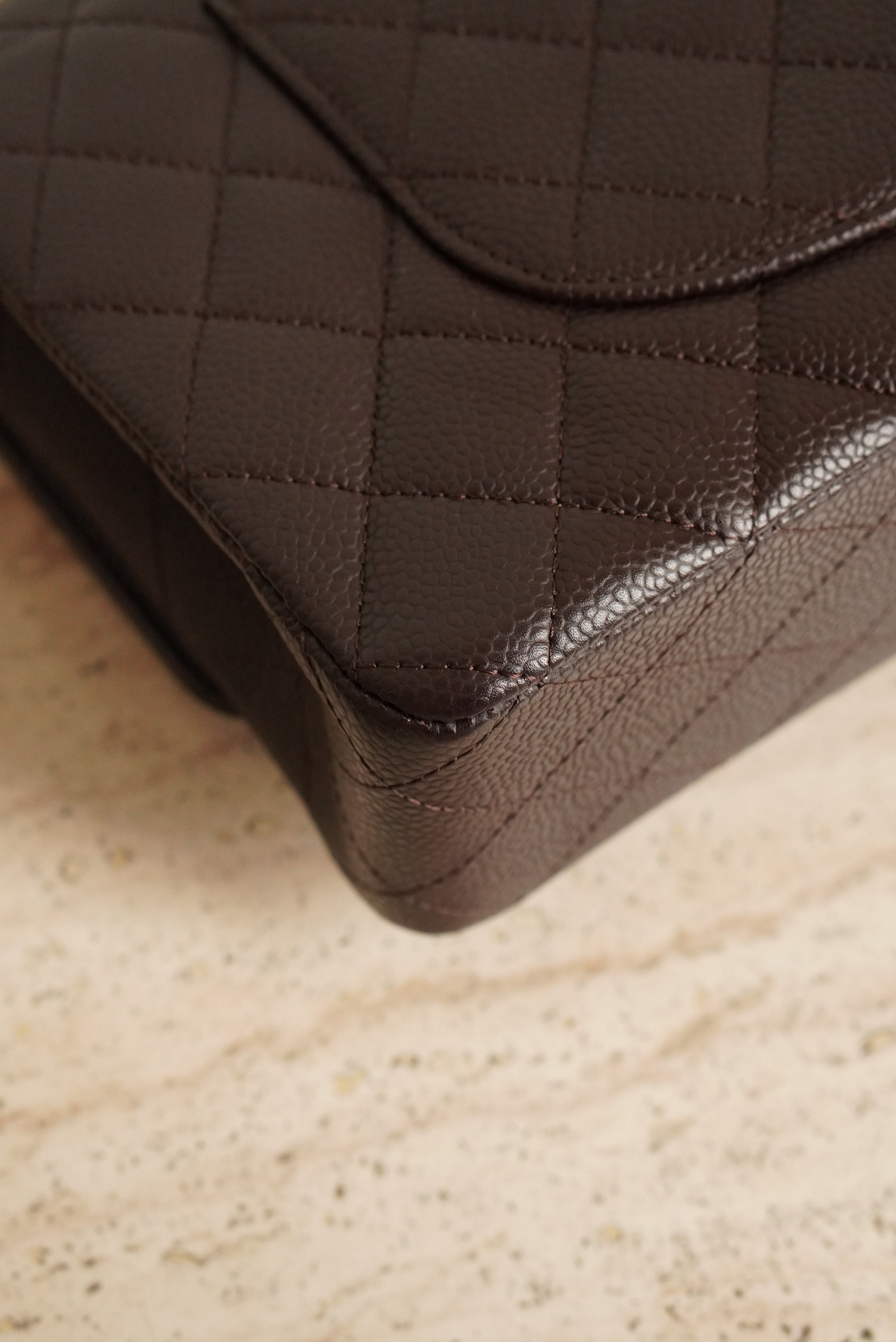 CHANEL CLASSIC MEDIUM DOUBLE FLAP | BROWN