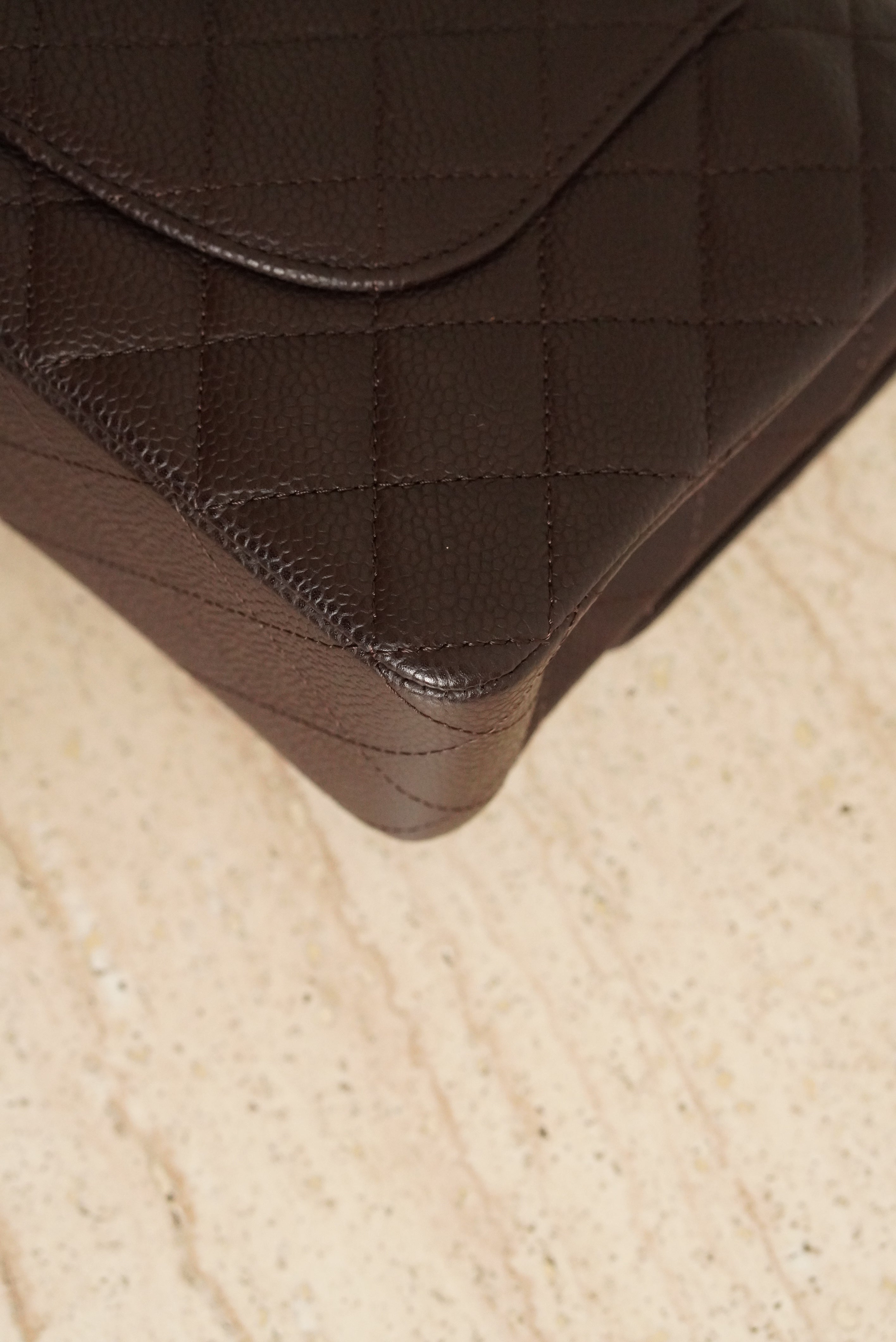 CHANEL CLASSIC MEDIUM DOUBLE FLAP | BROWN