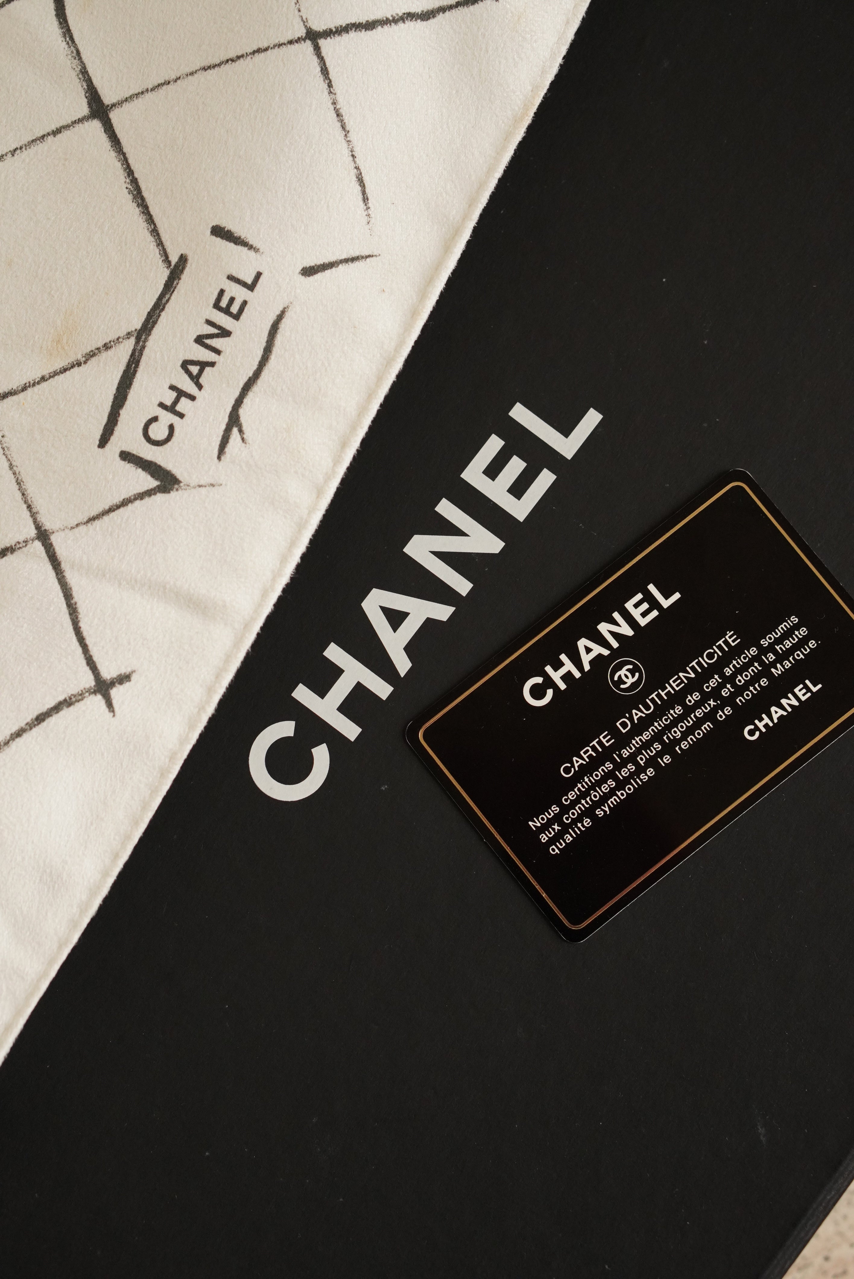 CHANEL CLASSIC MEDIUM DOUBLE FLAP | BROWN