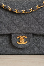 CHANEL CLASSIC MEDIUM DOUBLE FLAP | GREY