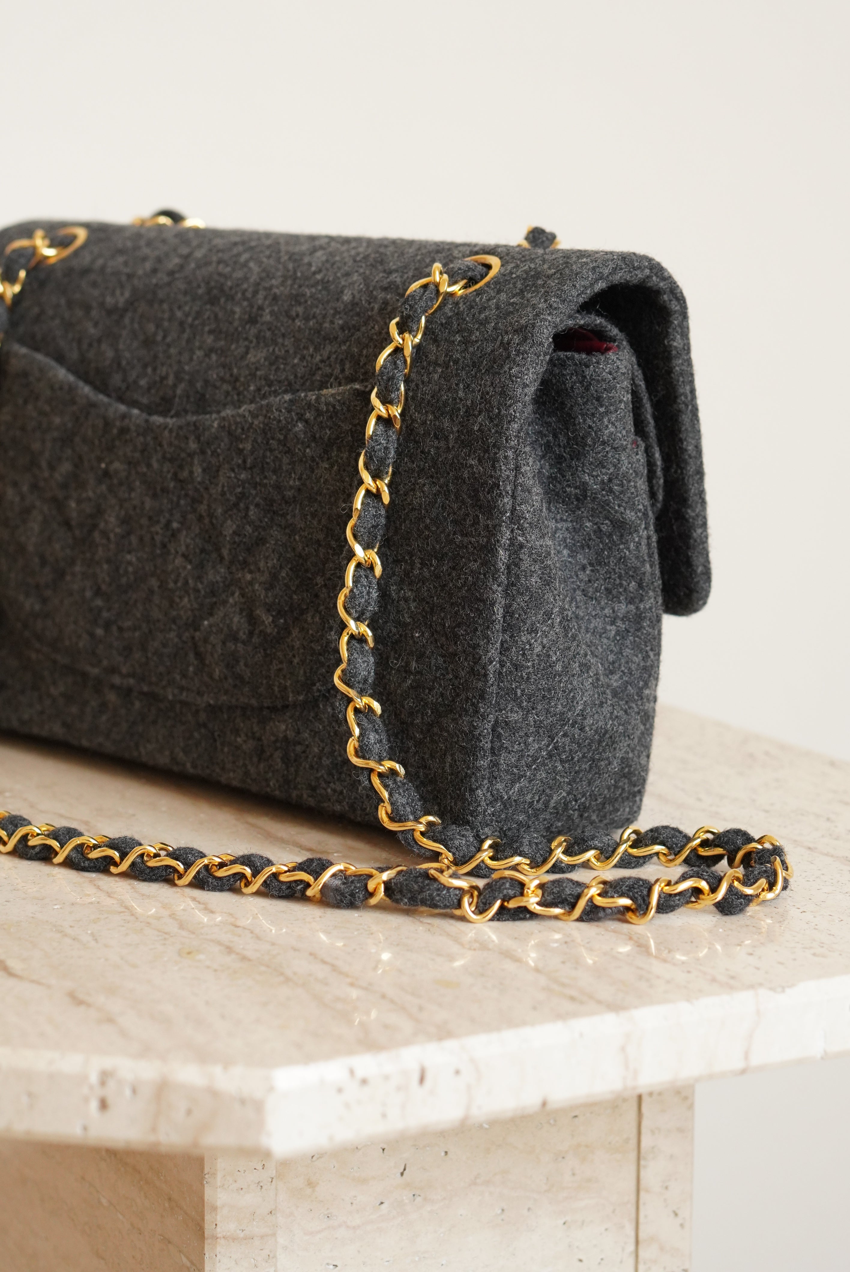 CHANEL CLASSIC MEDIUM DOUBLE FLAP | GREY