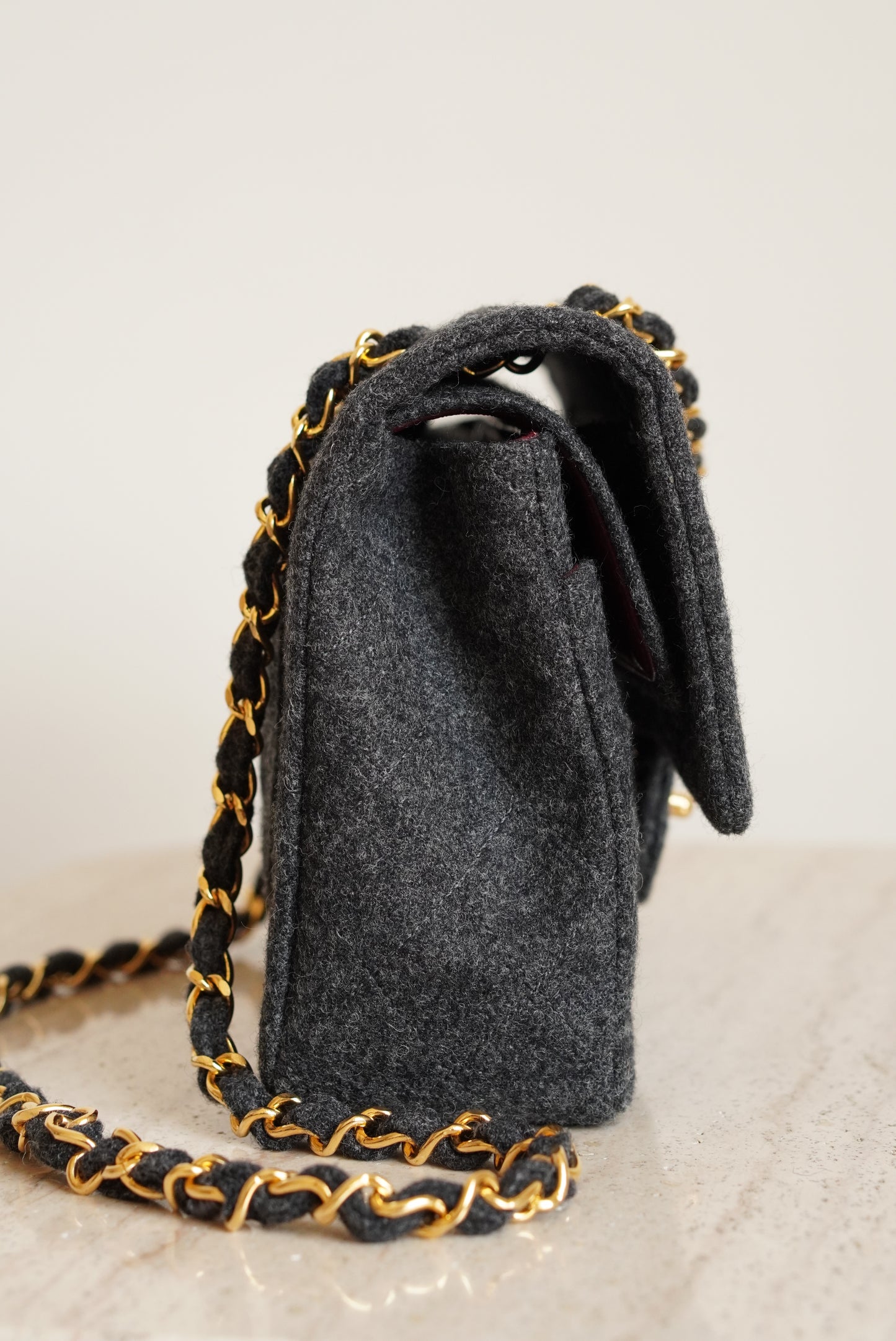 CHANEL CLASSIC MEDIUM DOUBLE FLAP | GREY