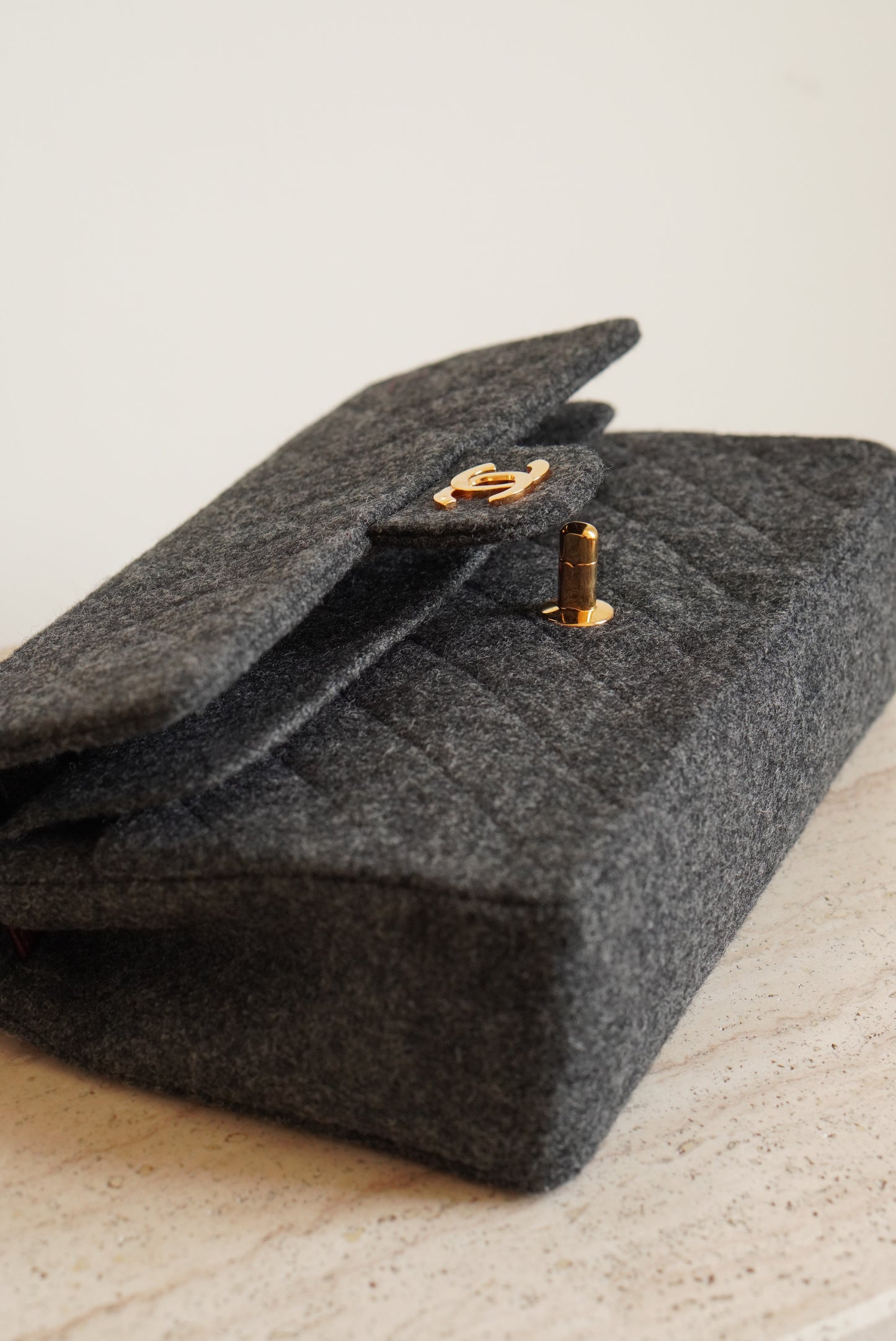 CHANEL CLASSIC MEDIUM DOUBLE FLAP | GREY