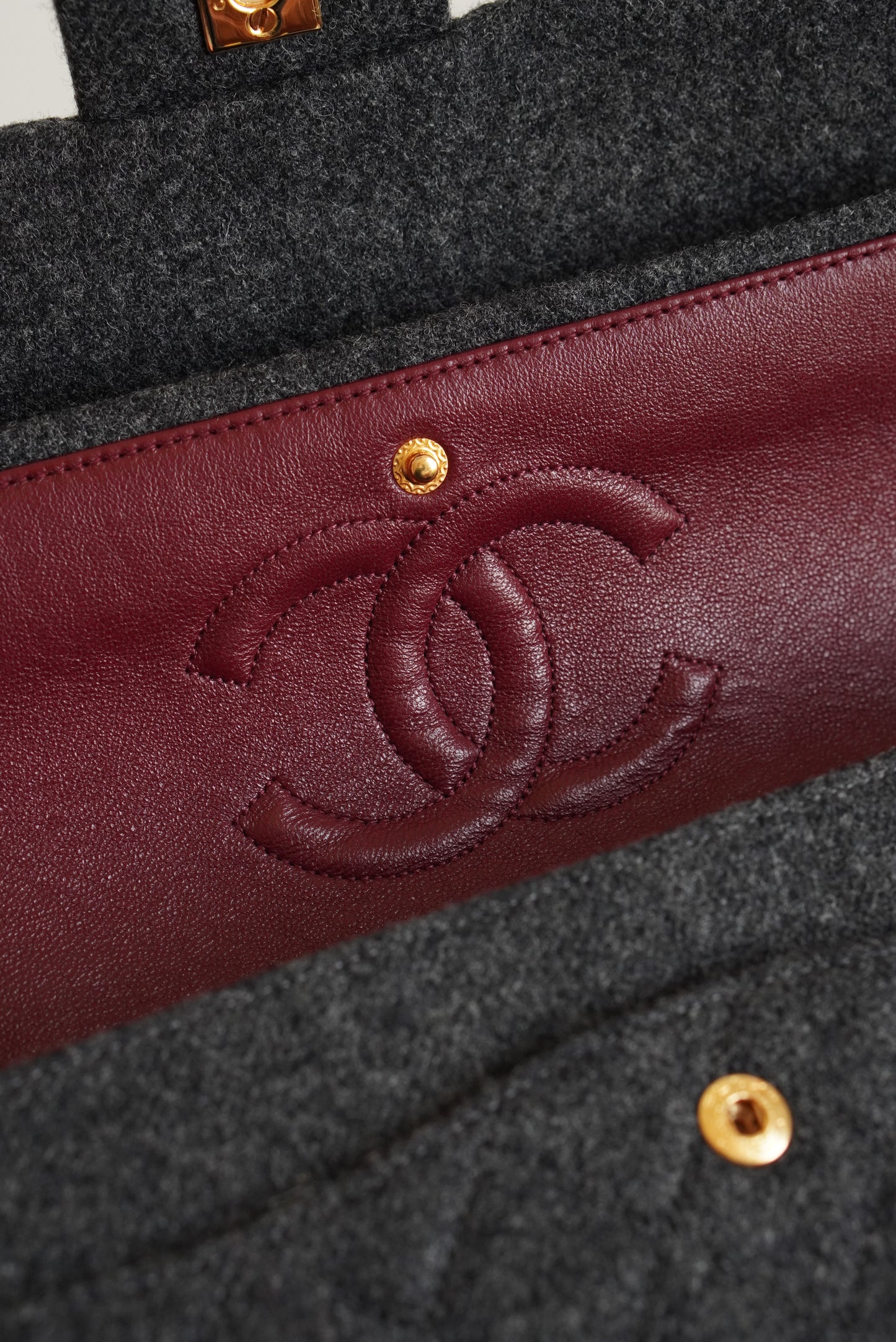 CHANEL CLASSIC MEDIUM DOUBLE FLAP | GREY