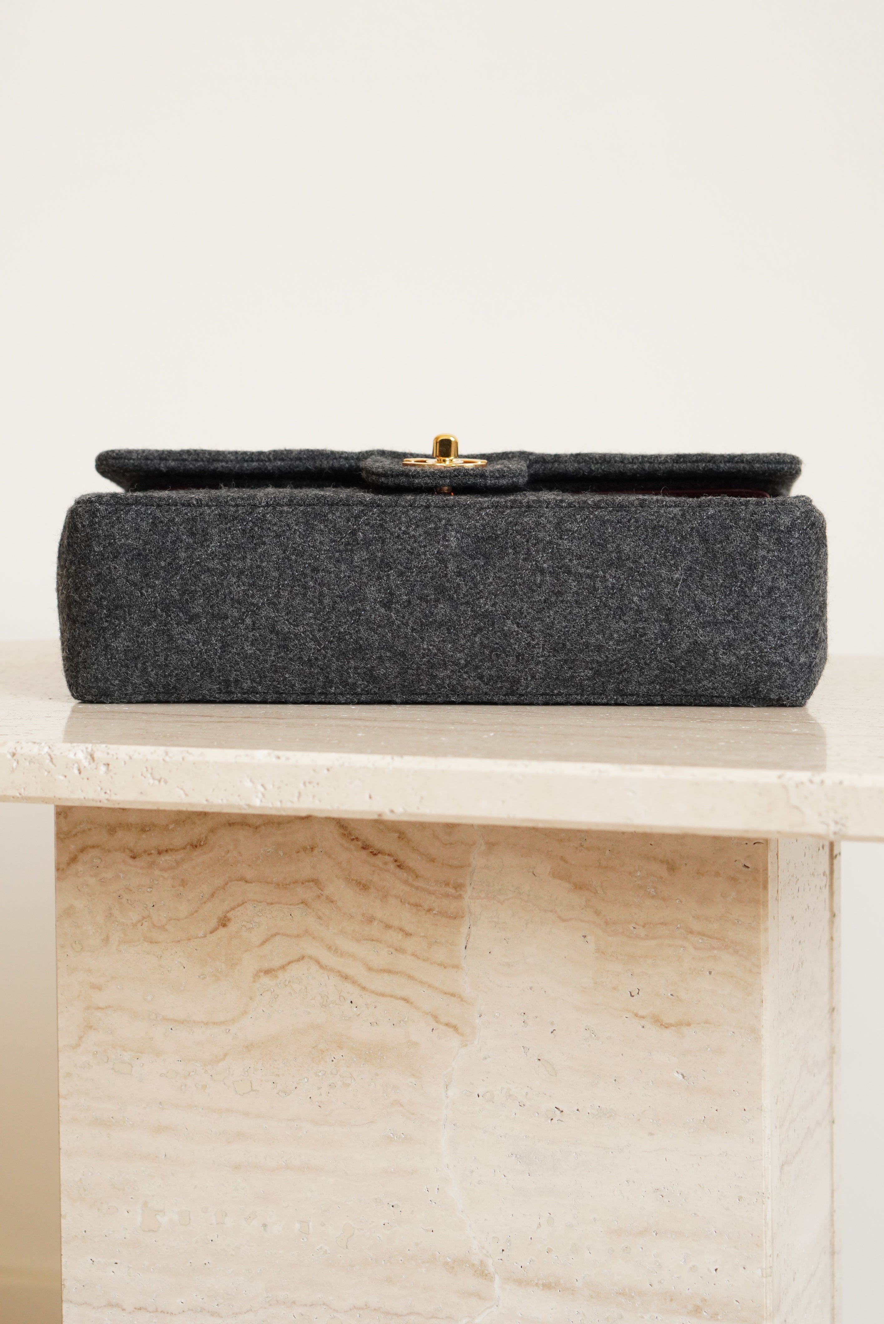 CHANEL CLASSIC MEDIUM DOUBLE FLAP | GREY