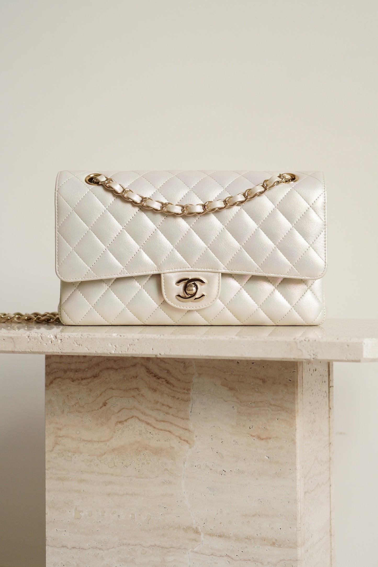 CHANEL CLASSIC MEDIUM DOUBLE FLAP | IRIDESCENT IVORY