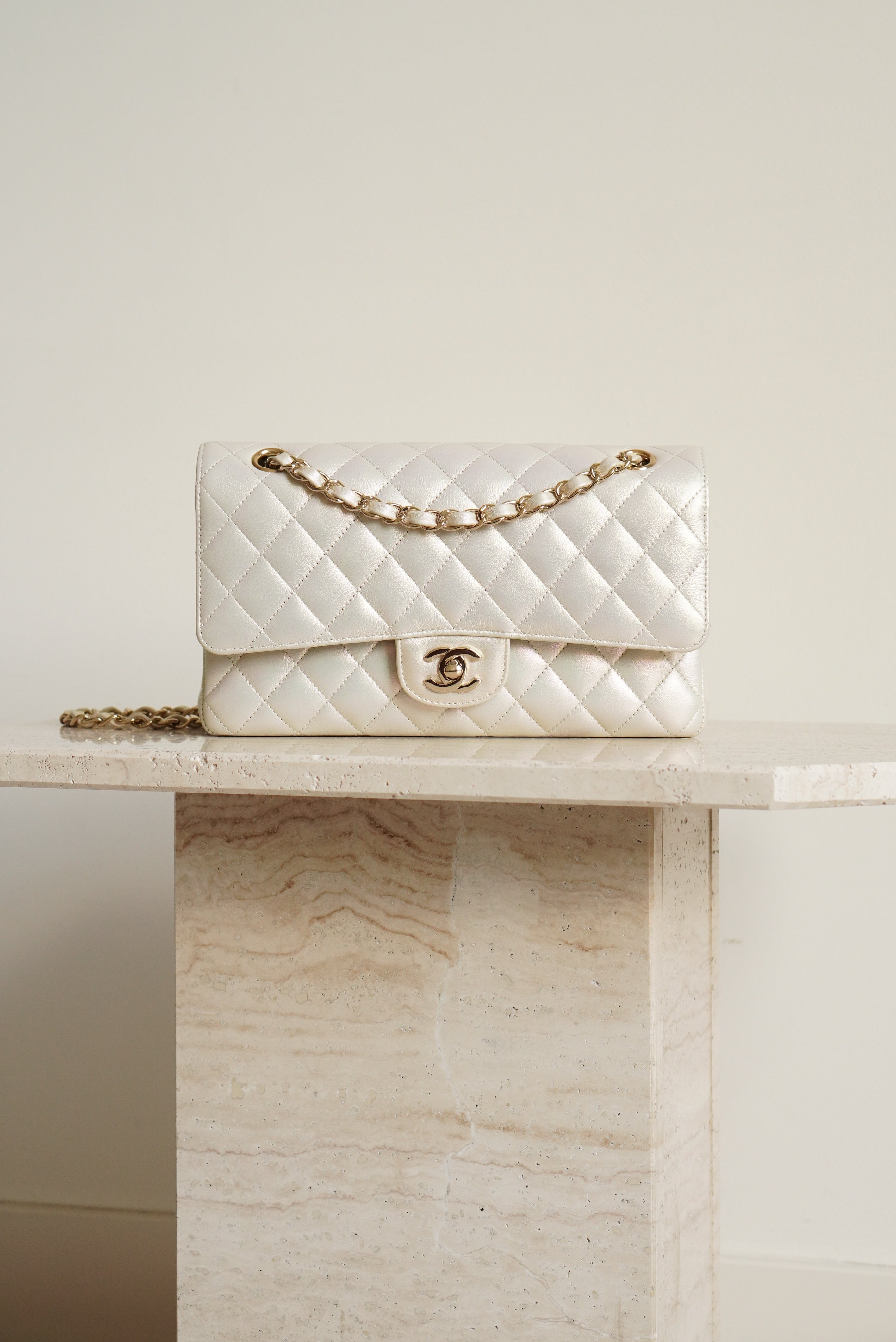 CHANEL CLASSIC MEDIUM DOUBLE FLAP | IRIDESCENT IVORY